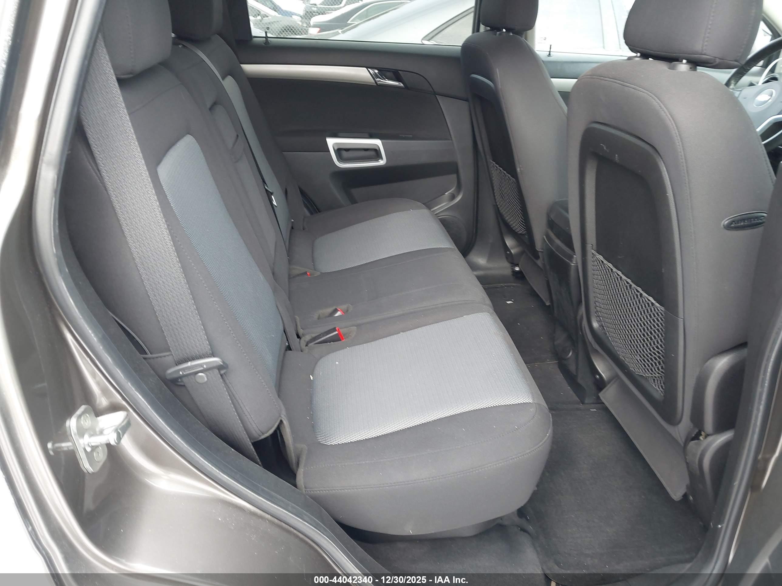 CHEVROLET CAPTIVA image 8