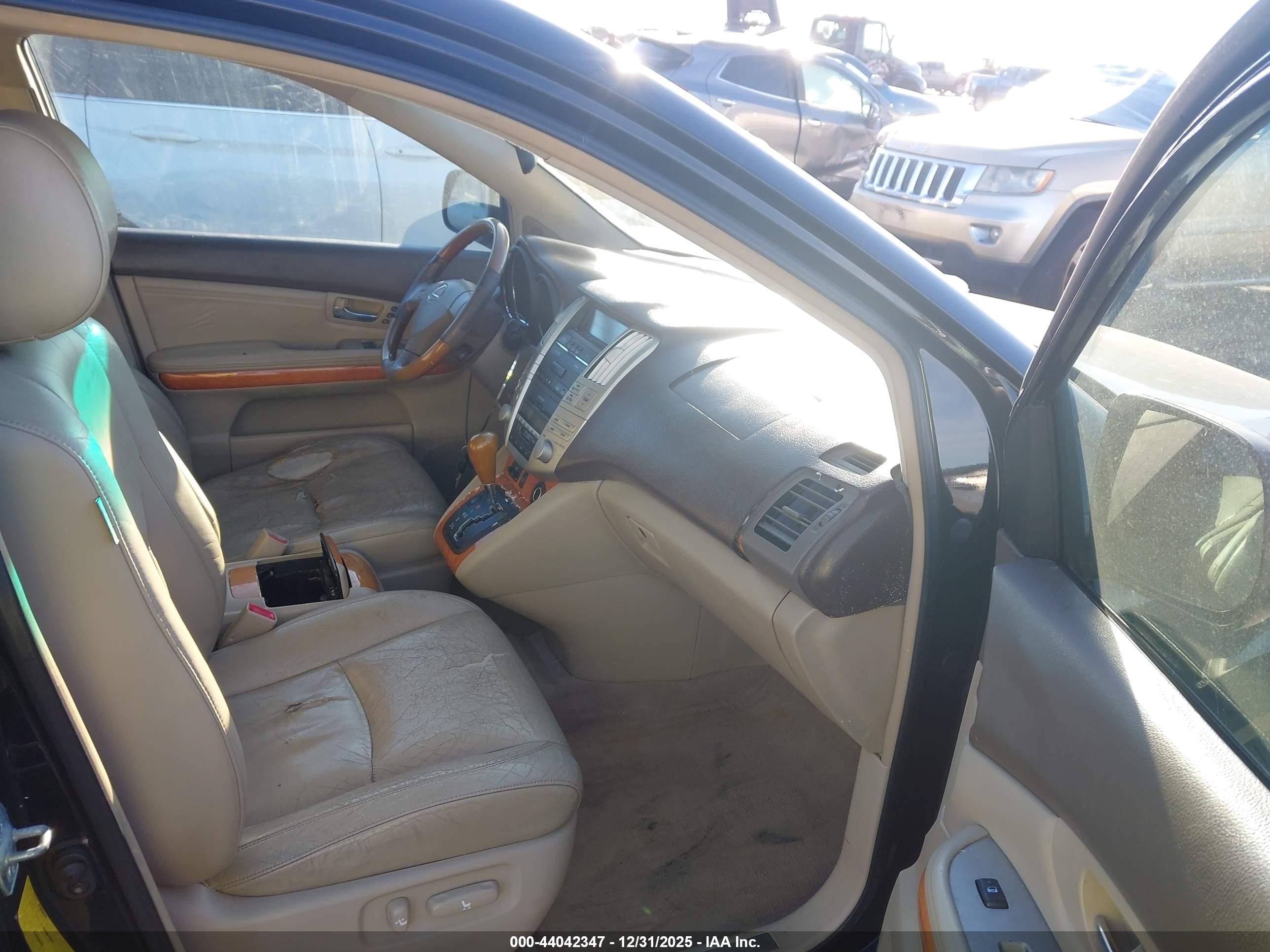 LEXUS RX image 5