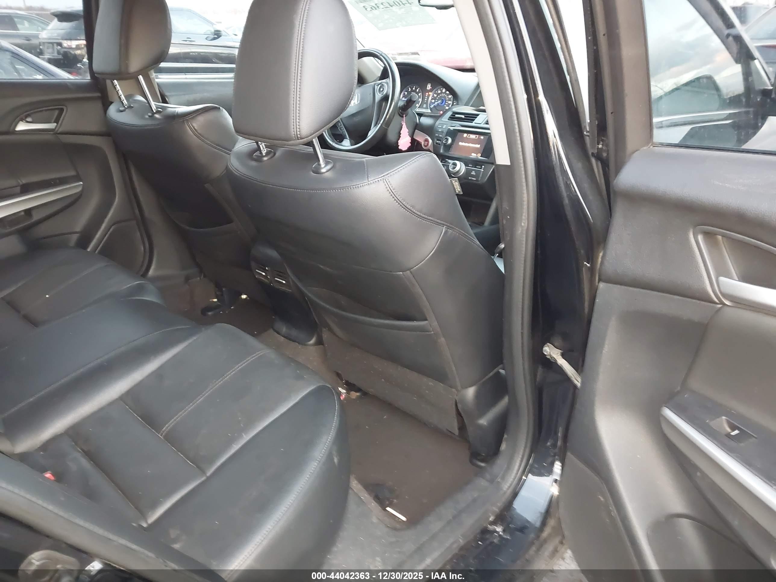 HONDA CROSSTOUR image 8