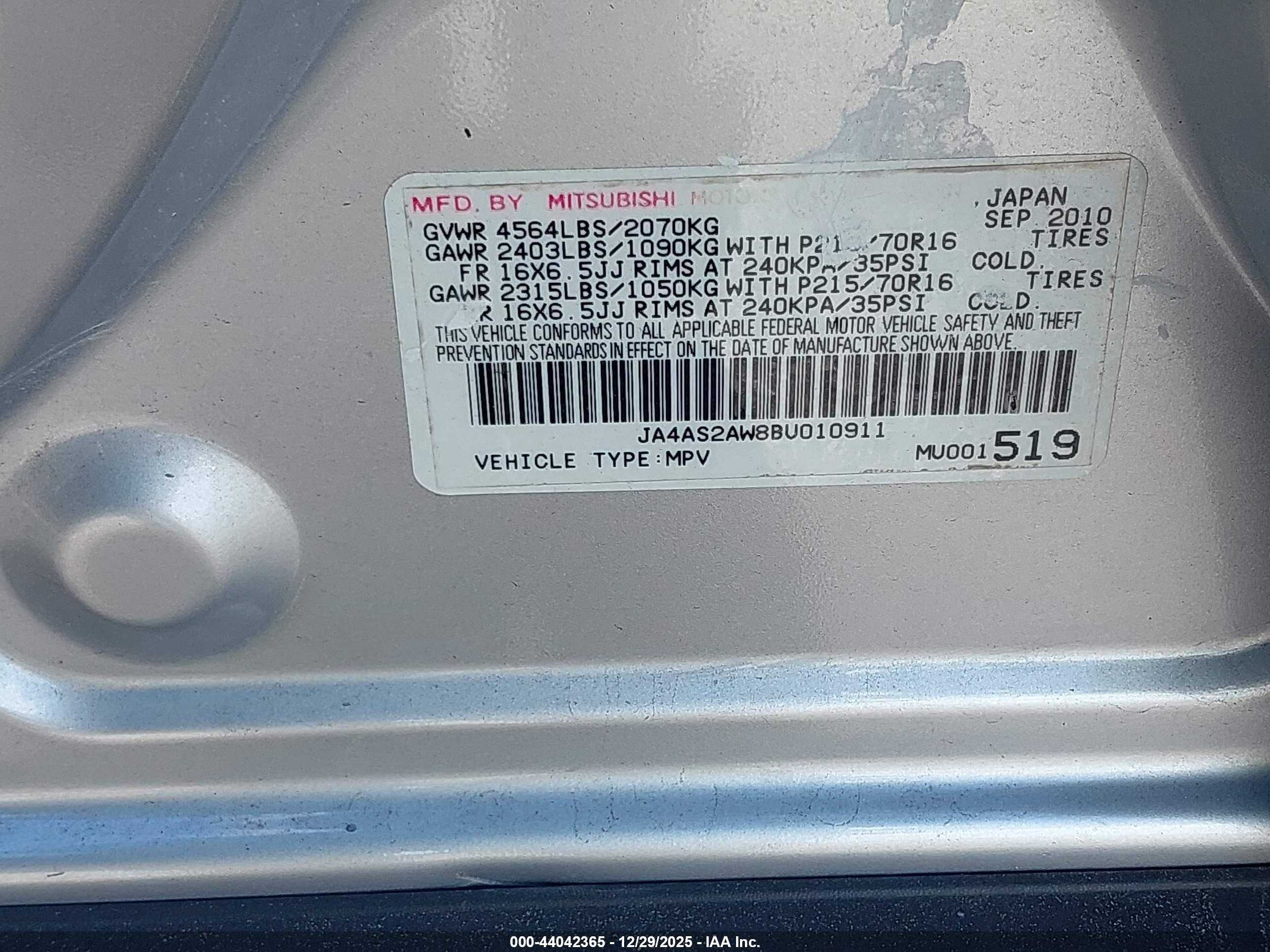 MITSUBISHI OUTLANDER image 9