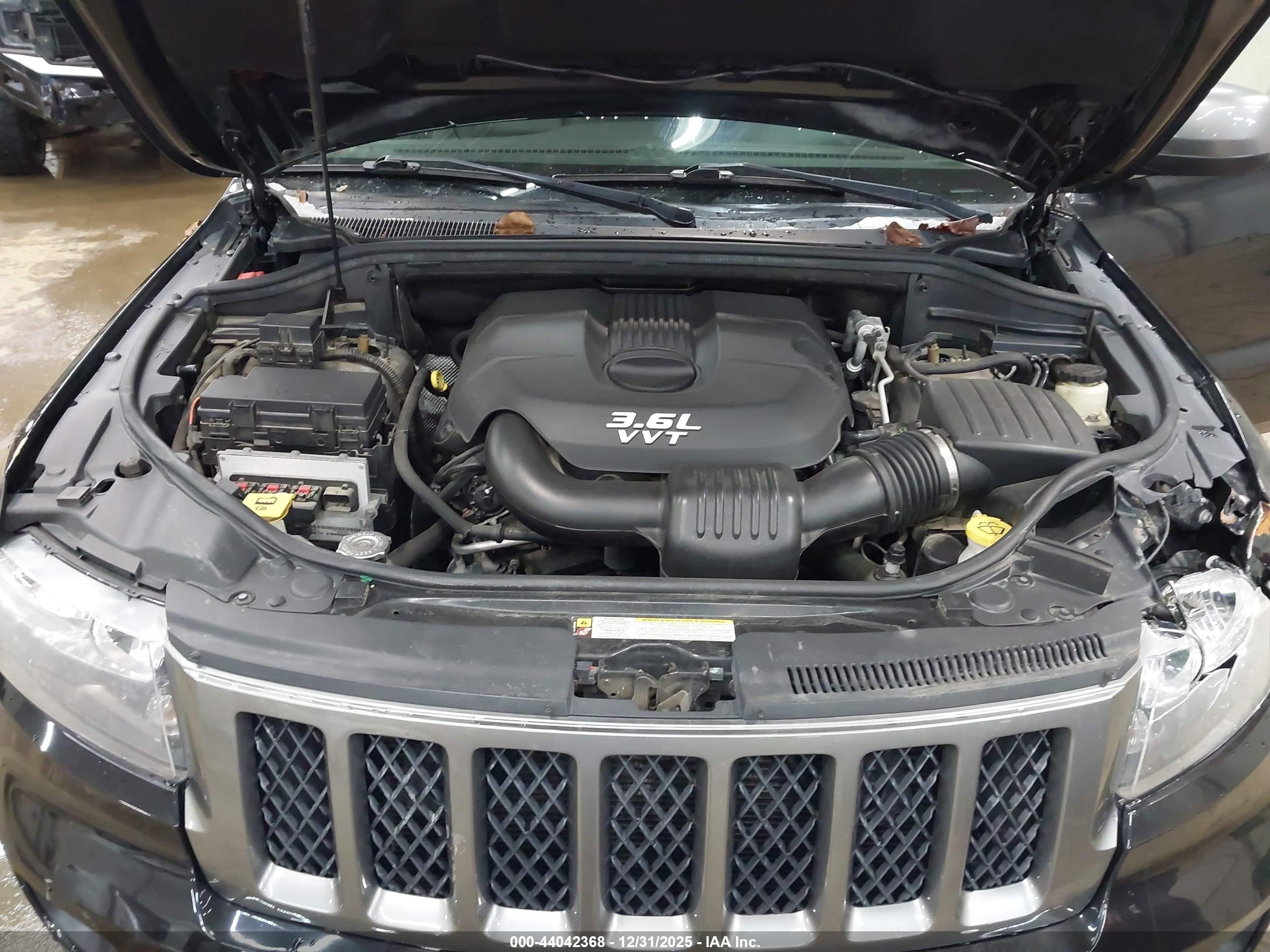 JEEP GRAND image 10