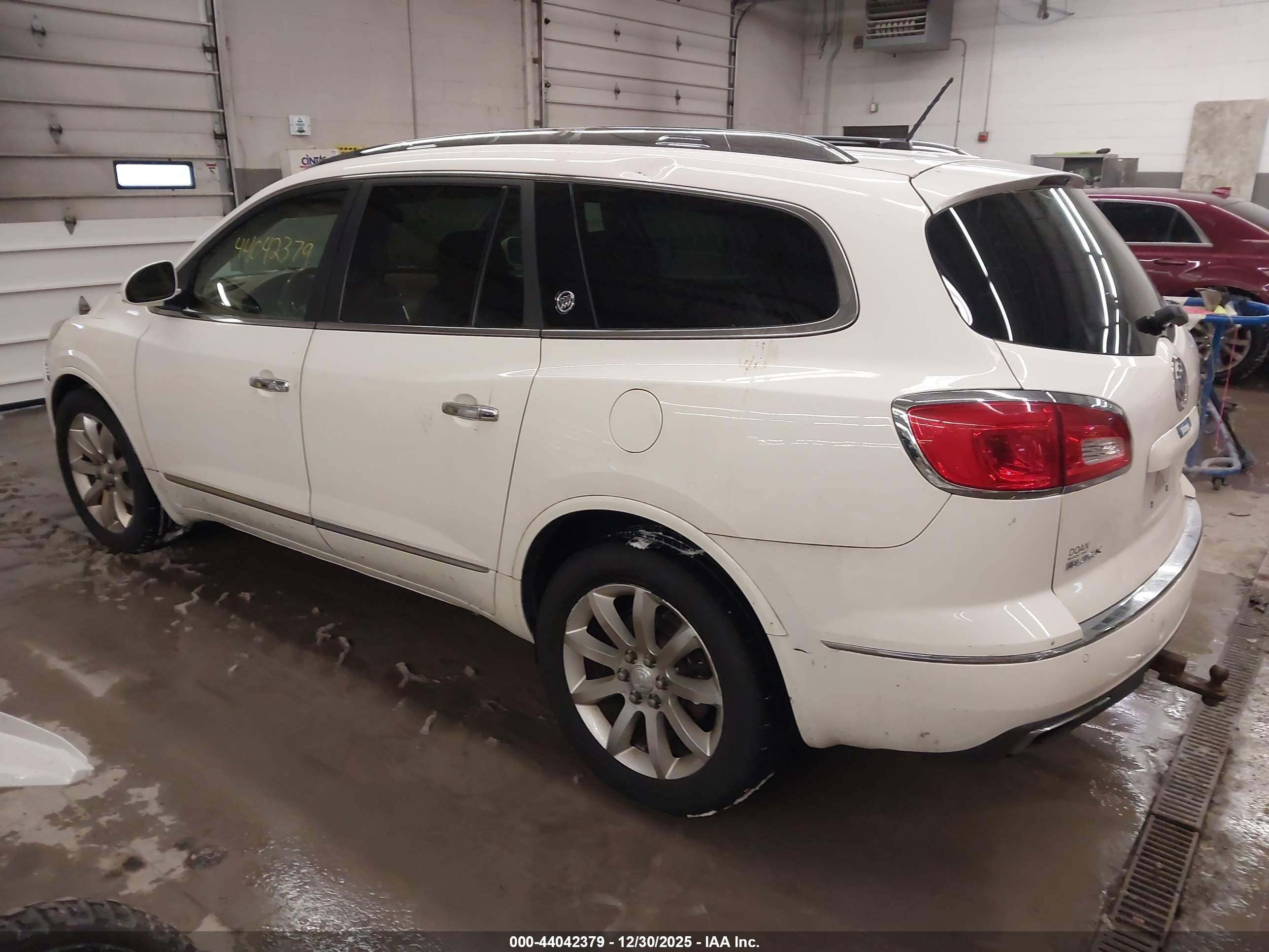 BUICK ENCLAVE image 3