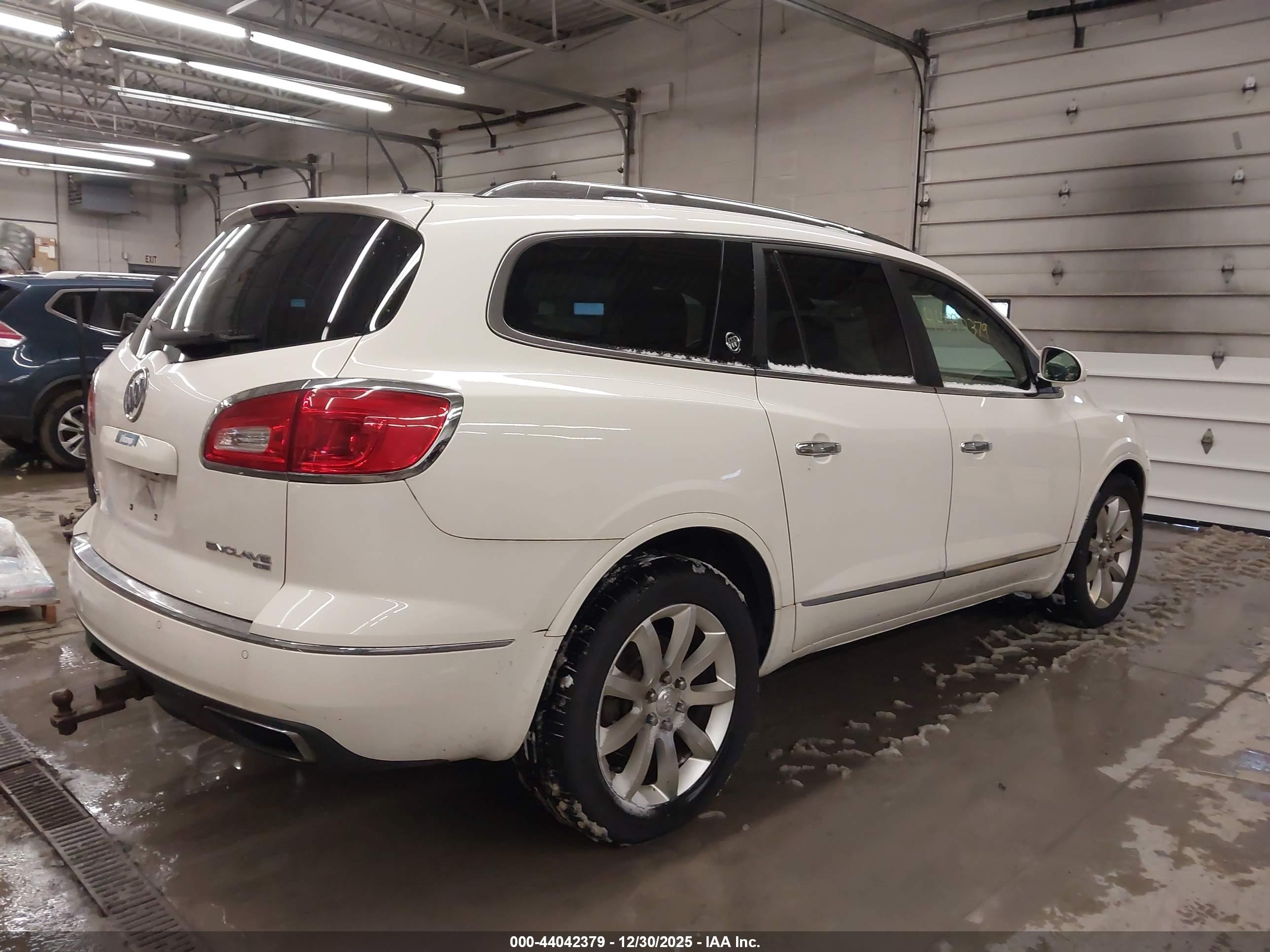 BUICK ENCLAVE image 4