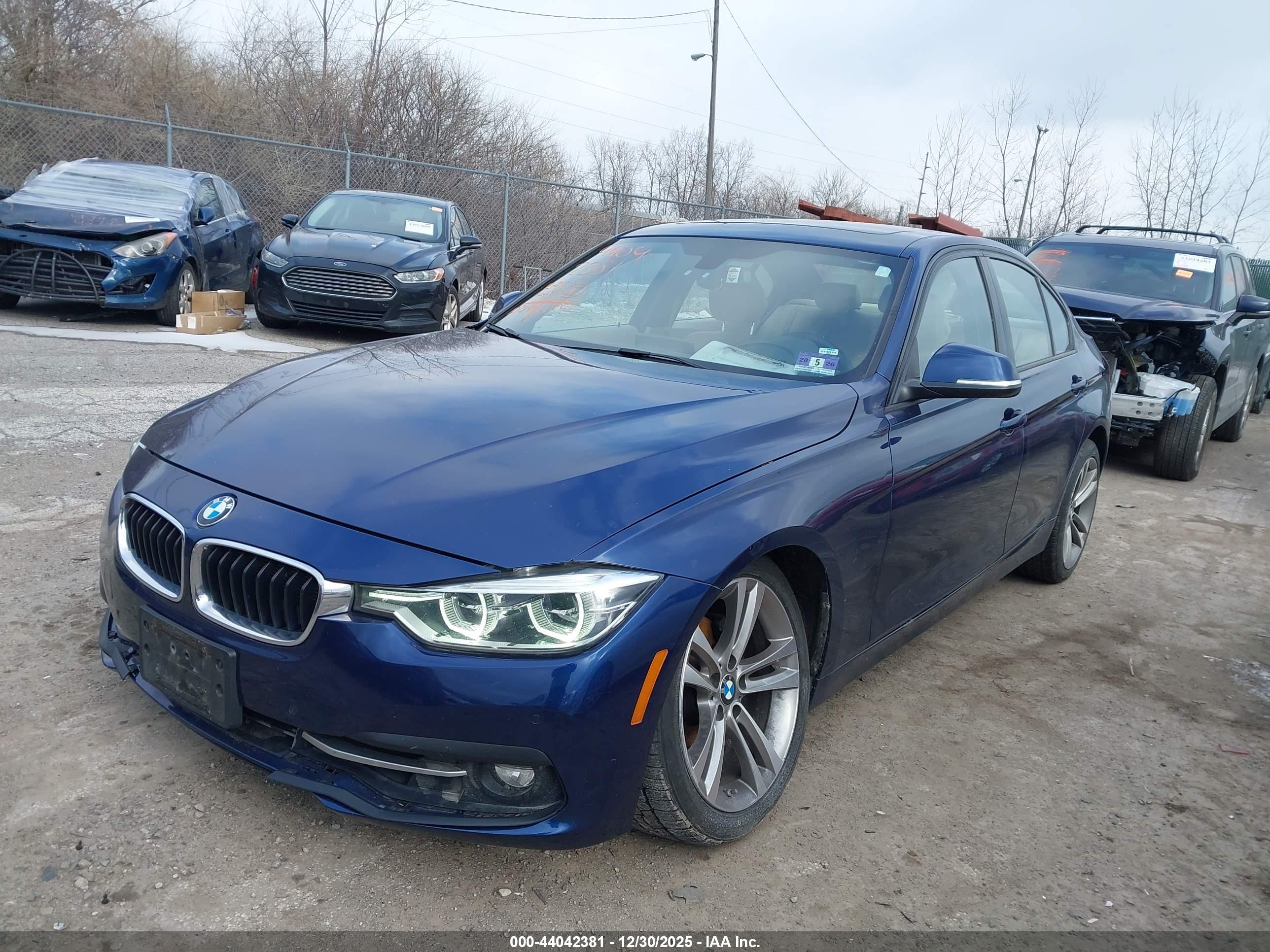 BMW 328I image 2