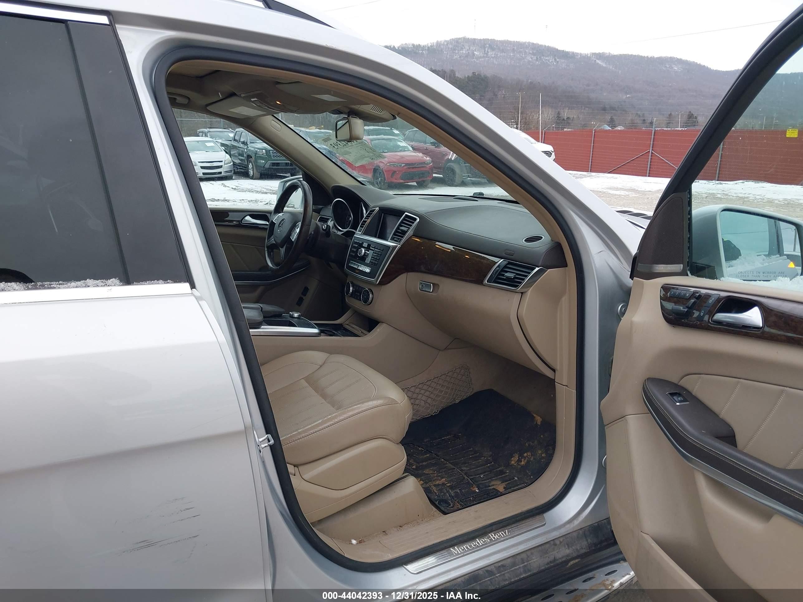 MERCEDES-BENZ GL image 5