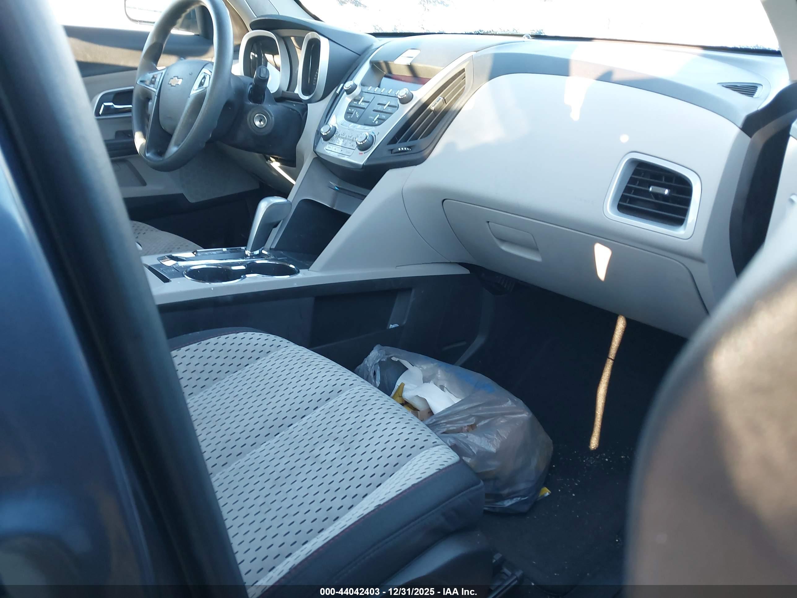 CHEVROLET EQUINOX image 5