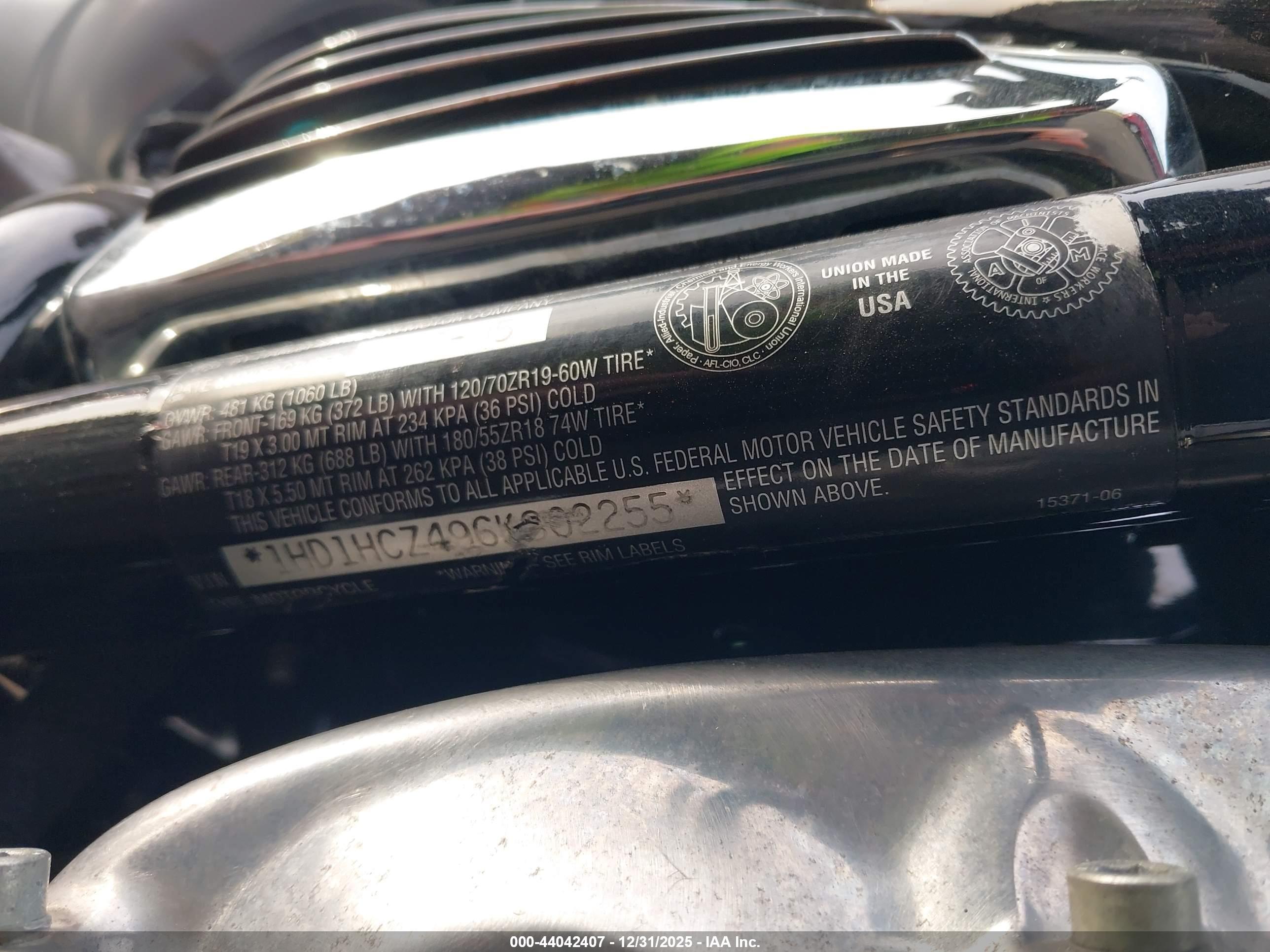 HARLEY-DAVIDSON VRSCR image 10
