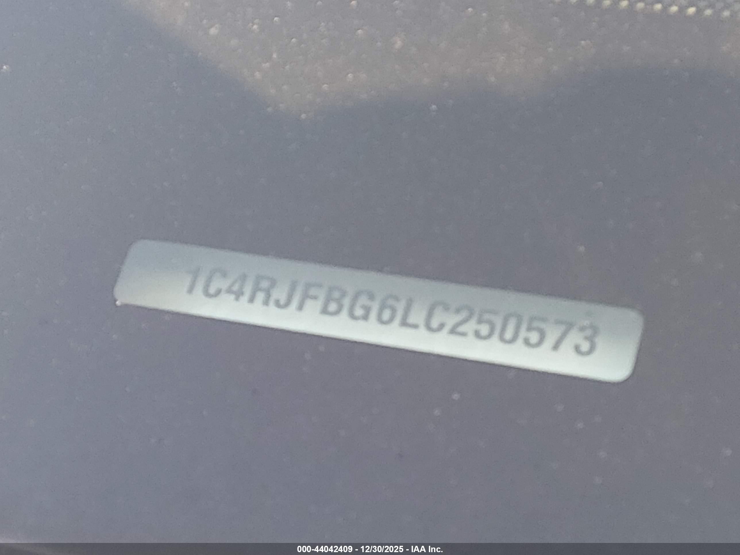 JEEP GRAND image 9