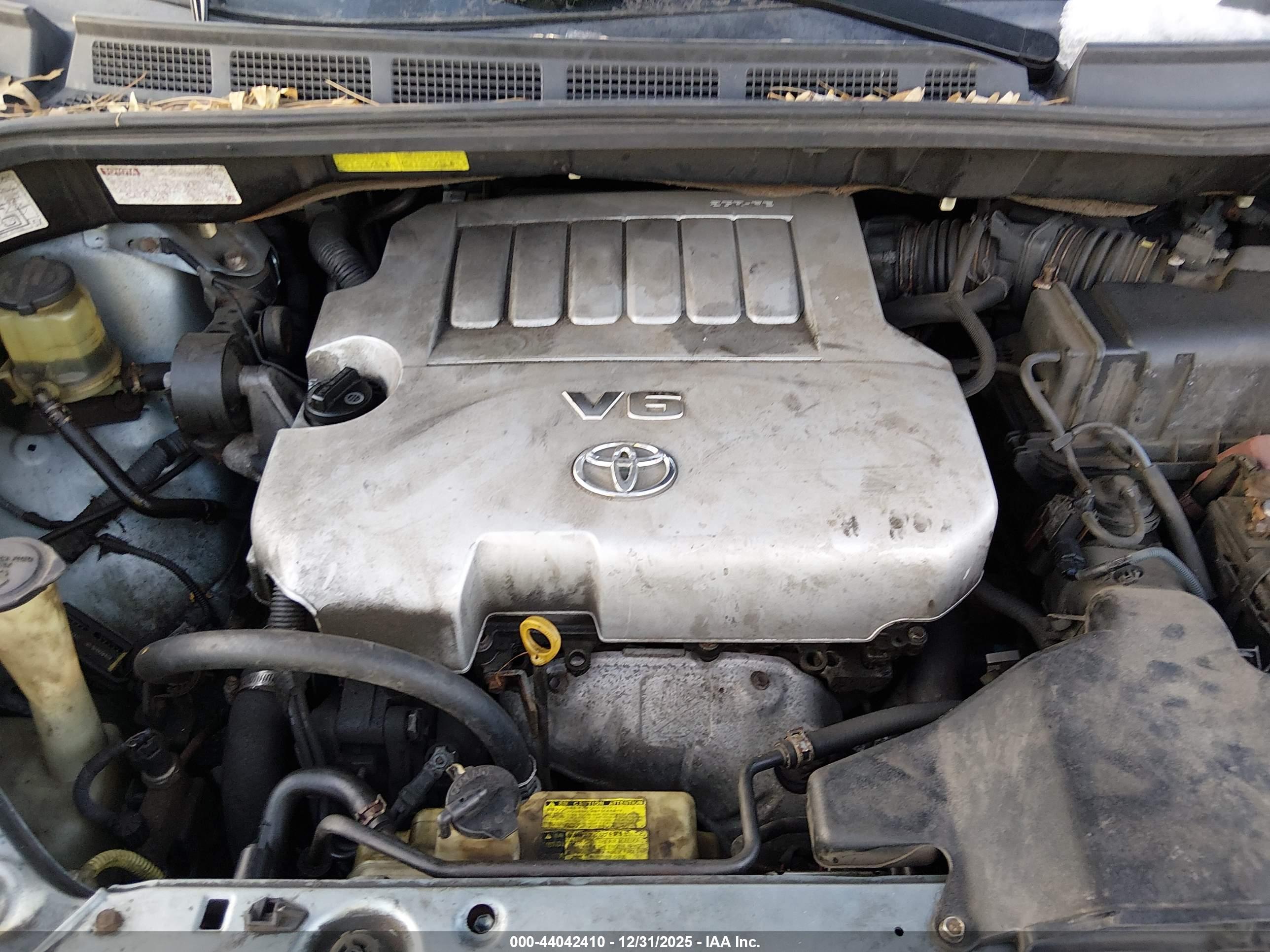 TOYOTA SIENNA image 10