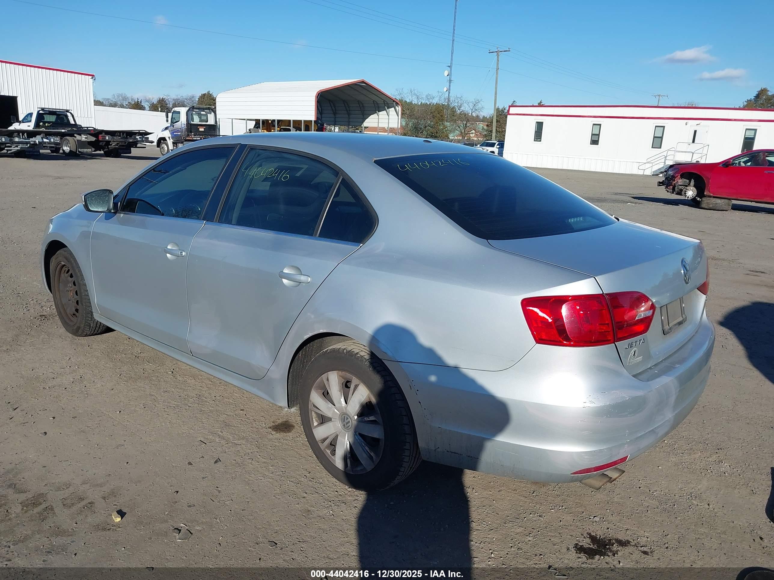 VOLKSWAGEN JETTA image 3