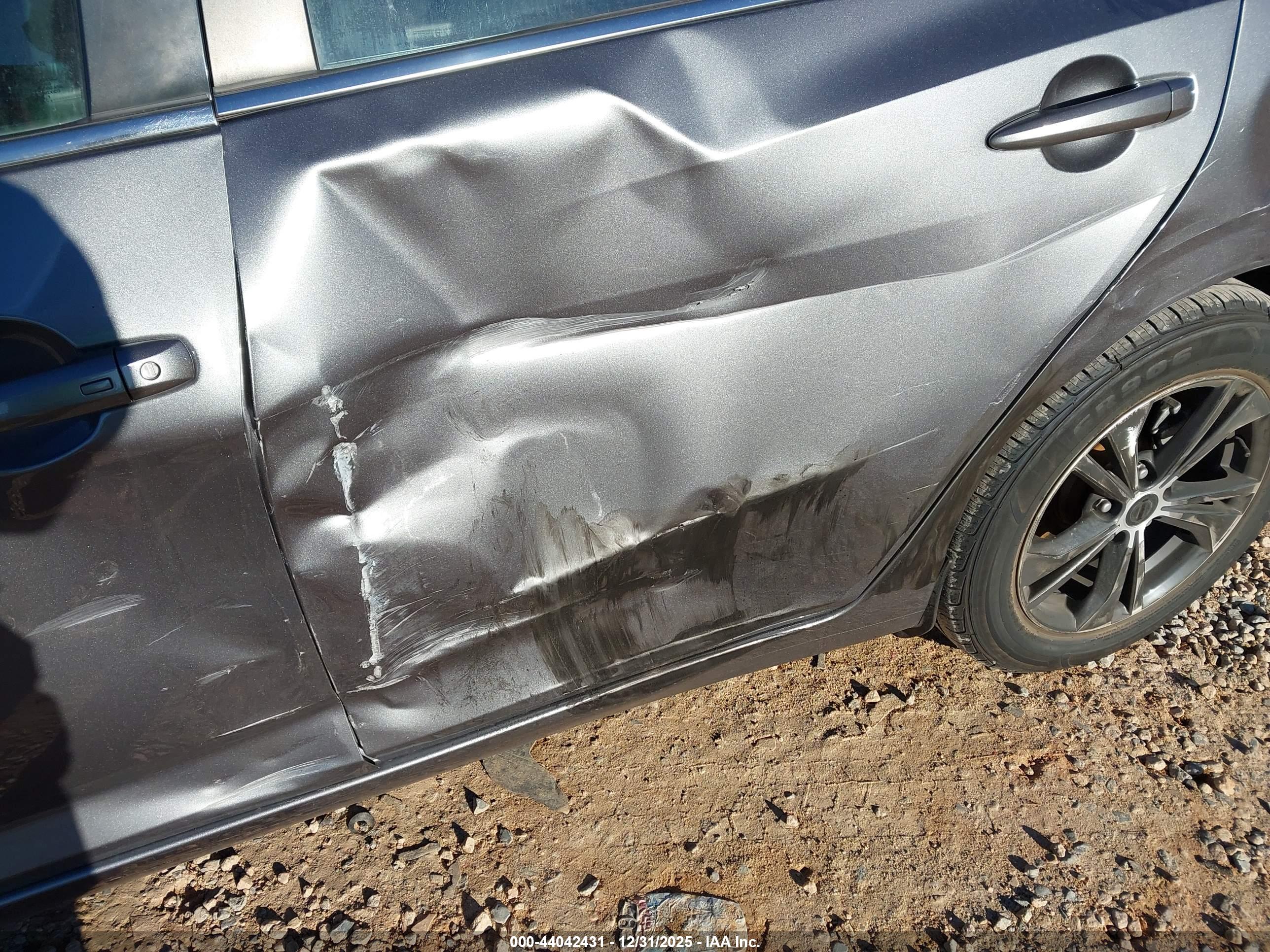 NISSAN SENTRA image 6