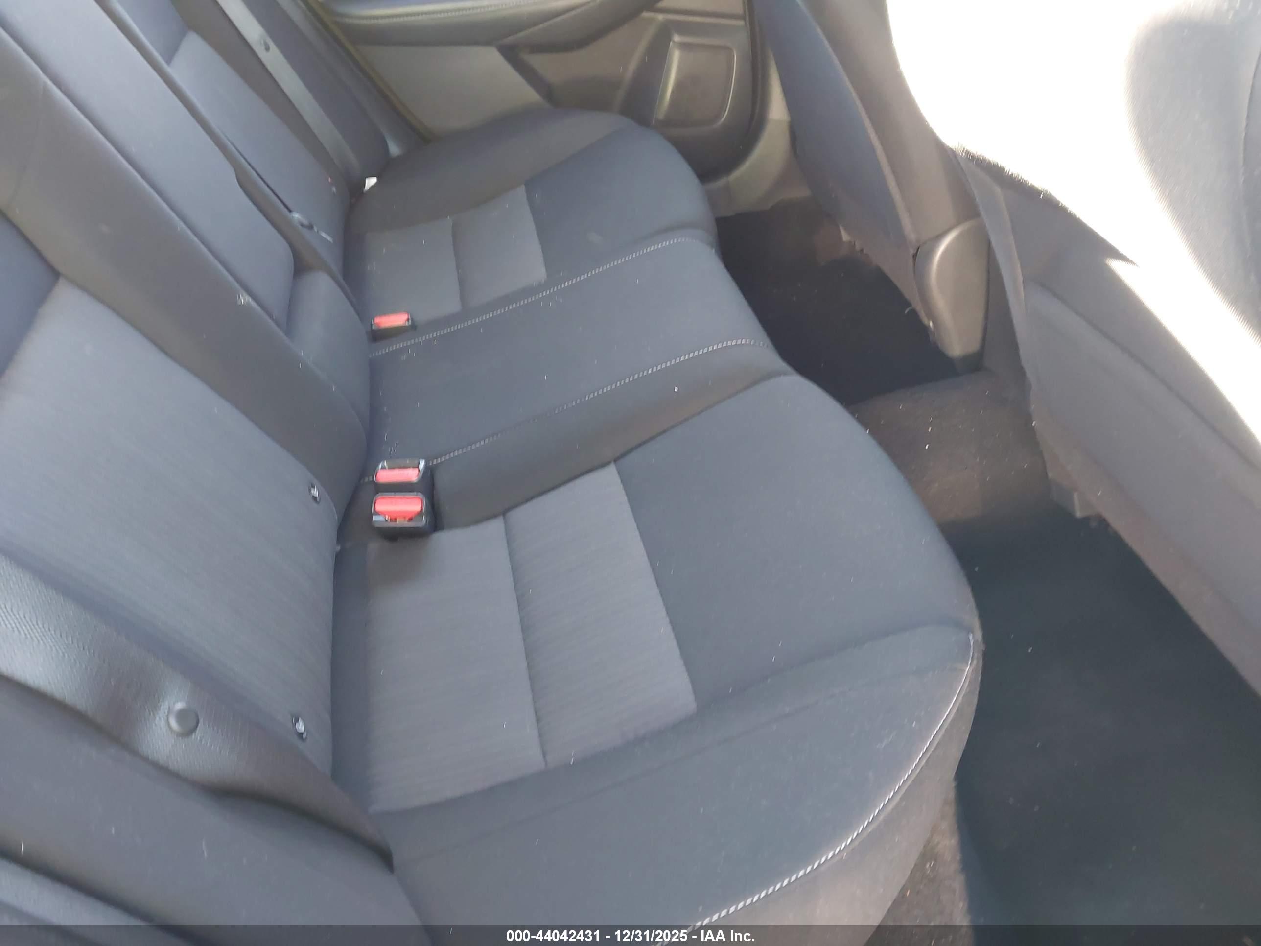 NISSAN SENTRA image 8