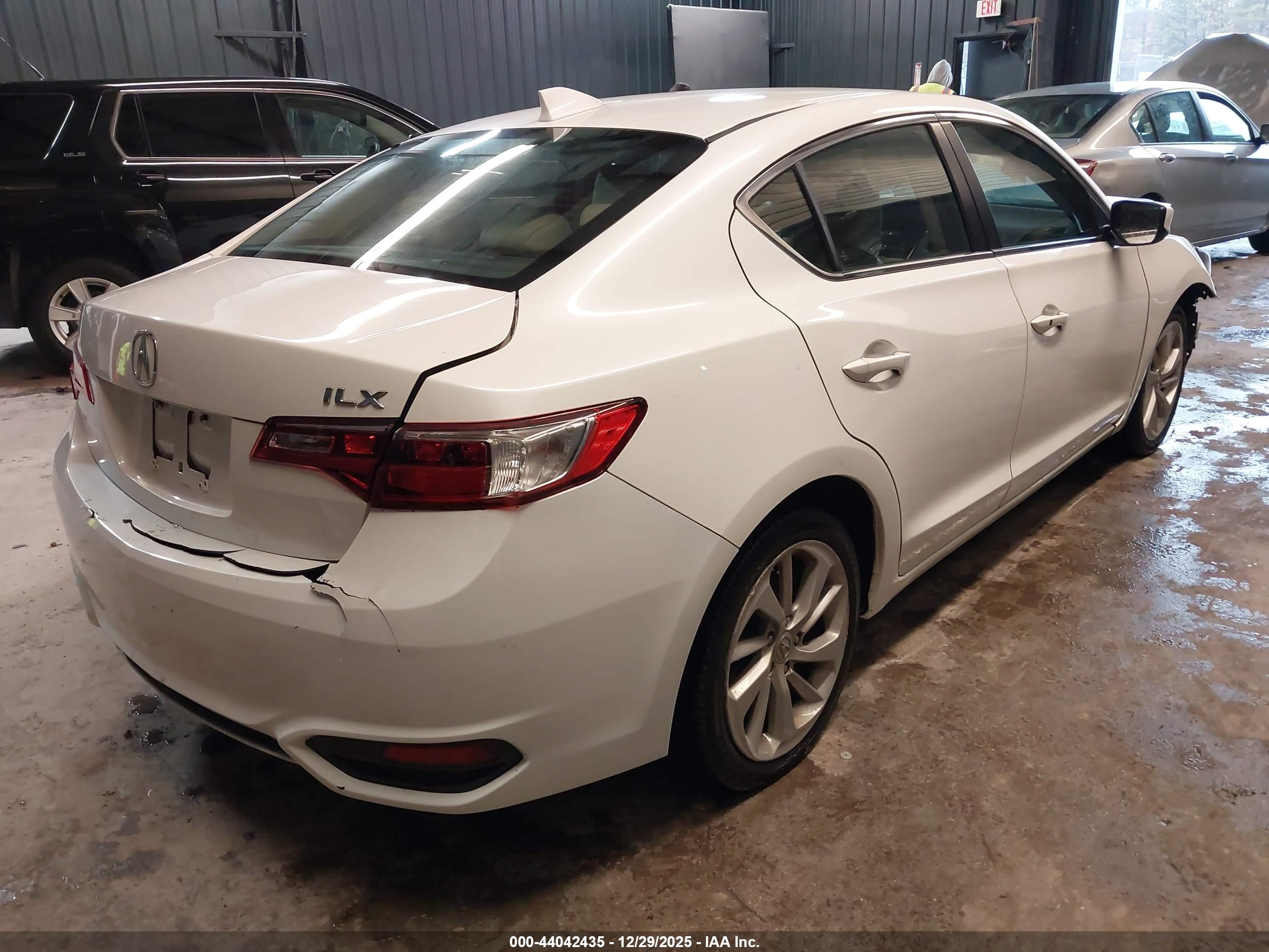 ACURA ILX image 4