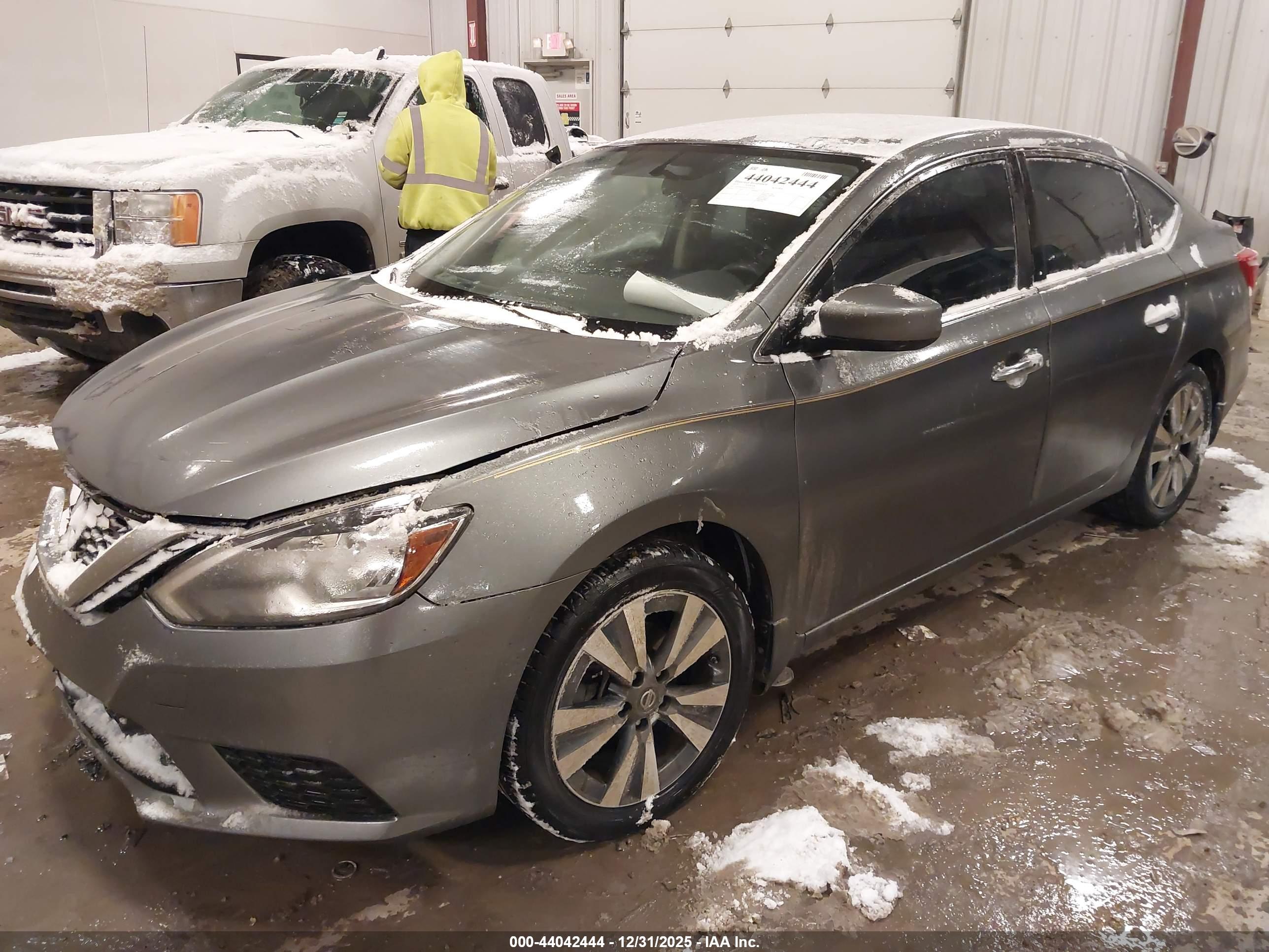 NISSAN SENTRA image 2