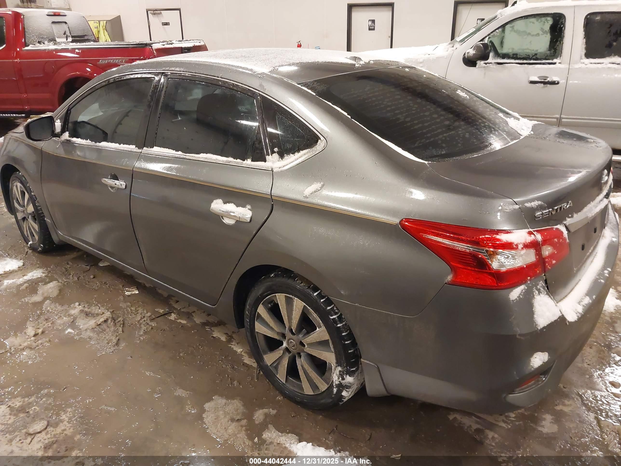 NISSAN SENTRA image 3