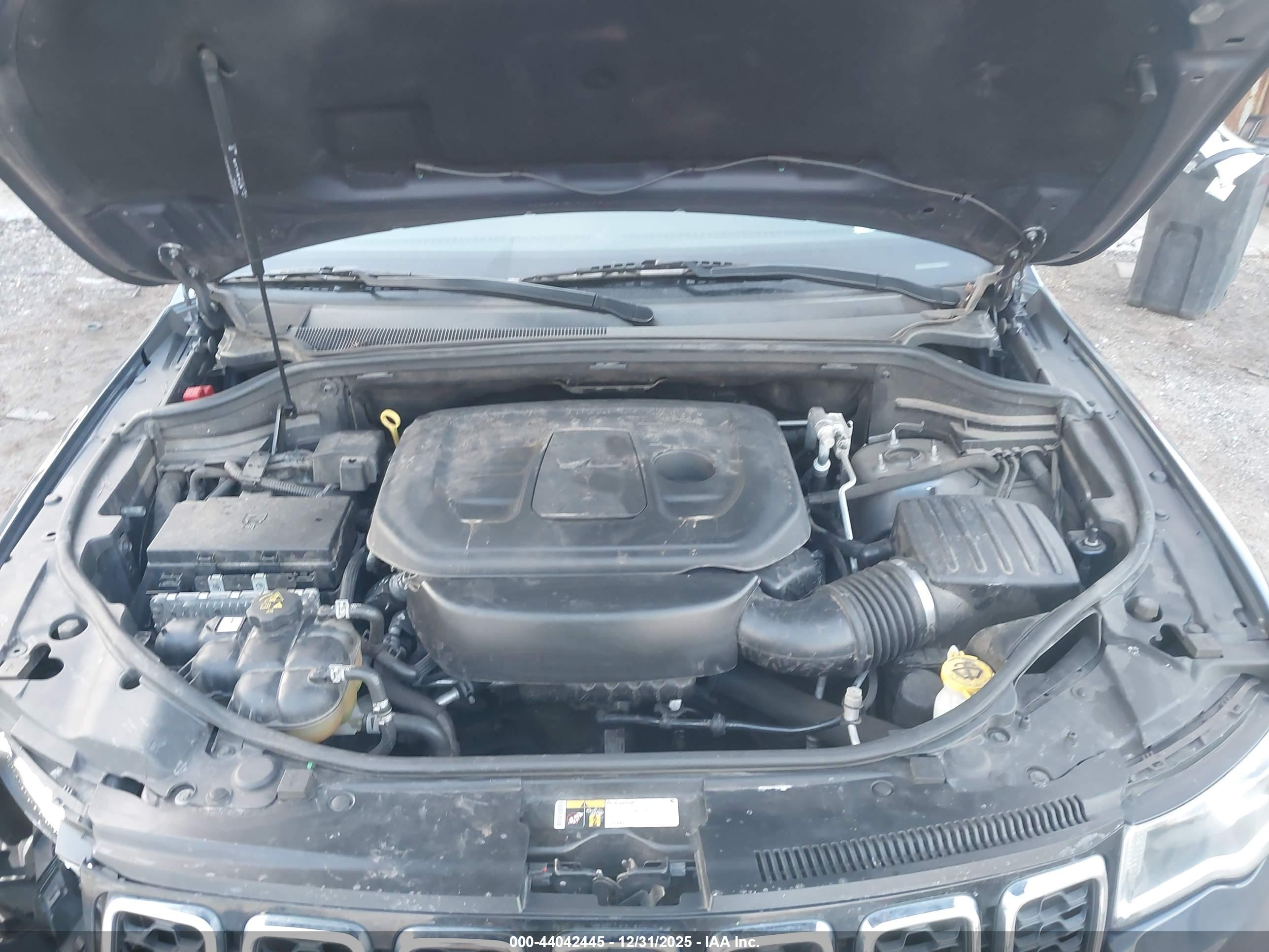 JEEP GRAND image 10