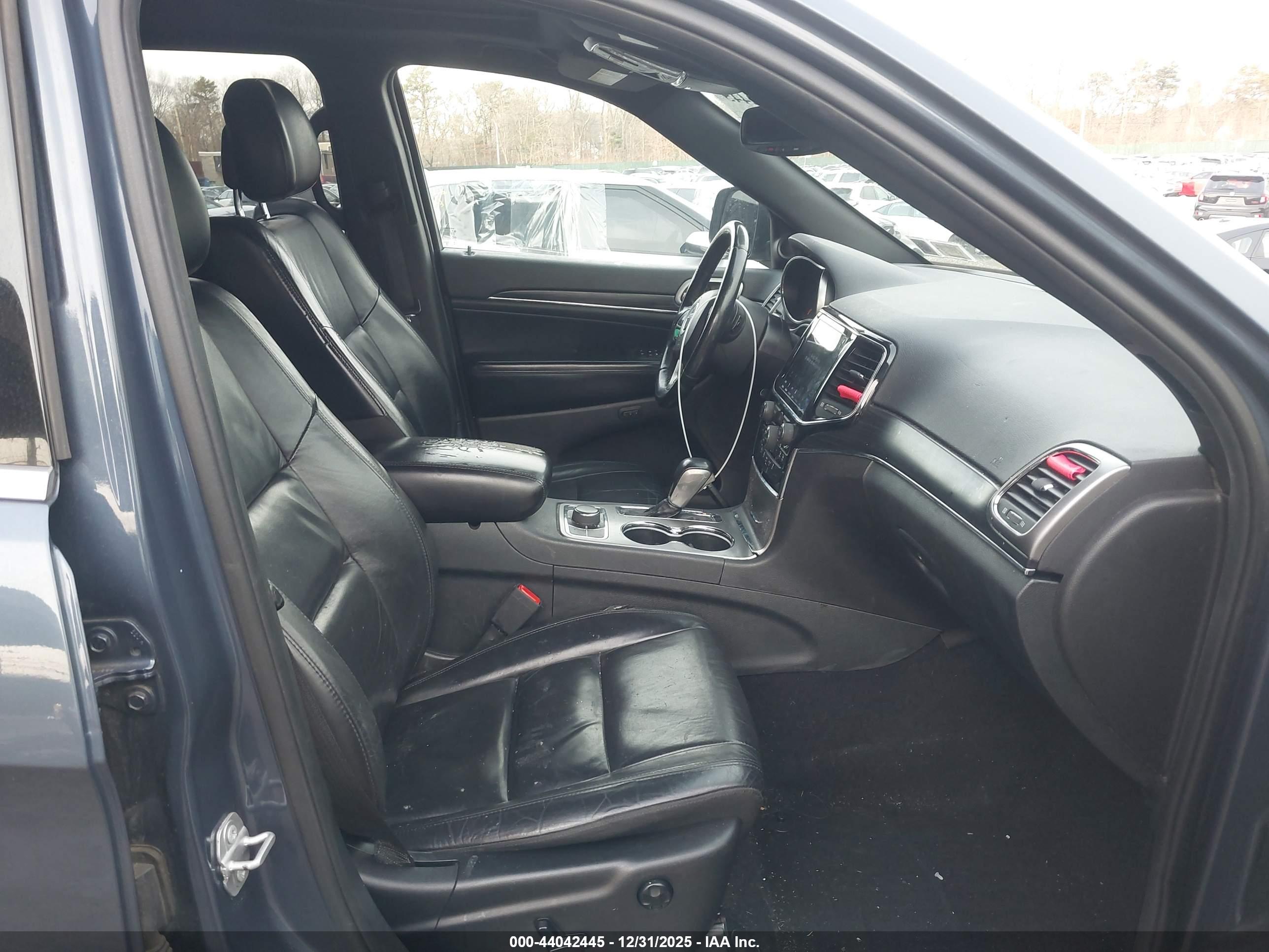 JEEP GRAND image 5
