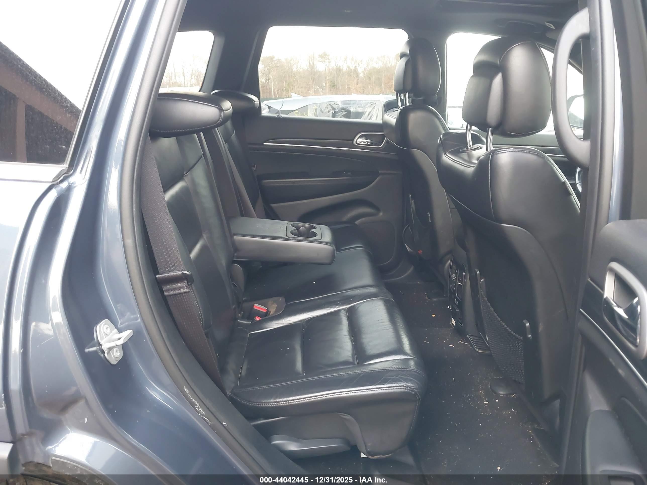 JEEP GRAND image 8