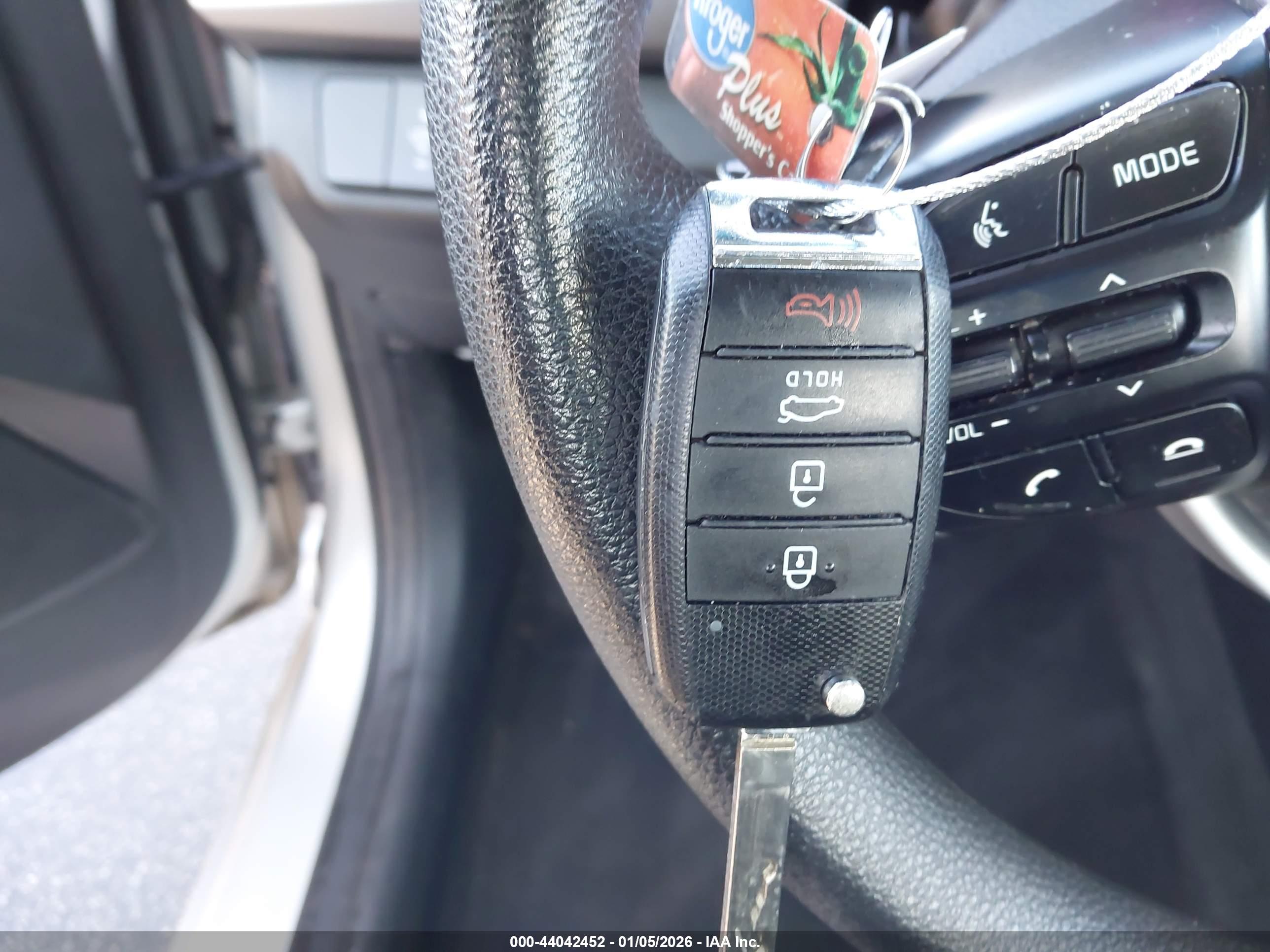 KIA RIO image 11