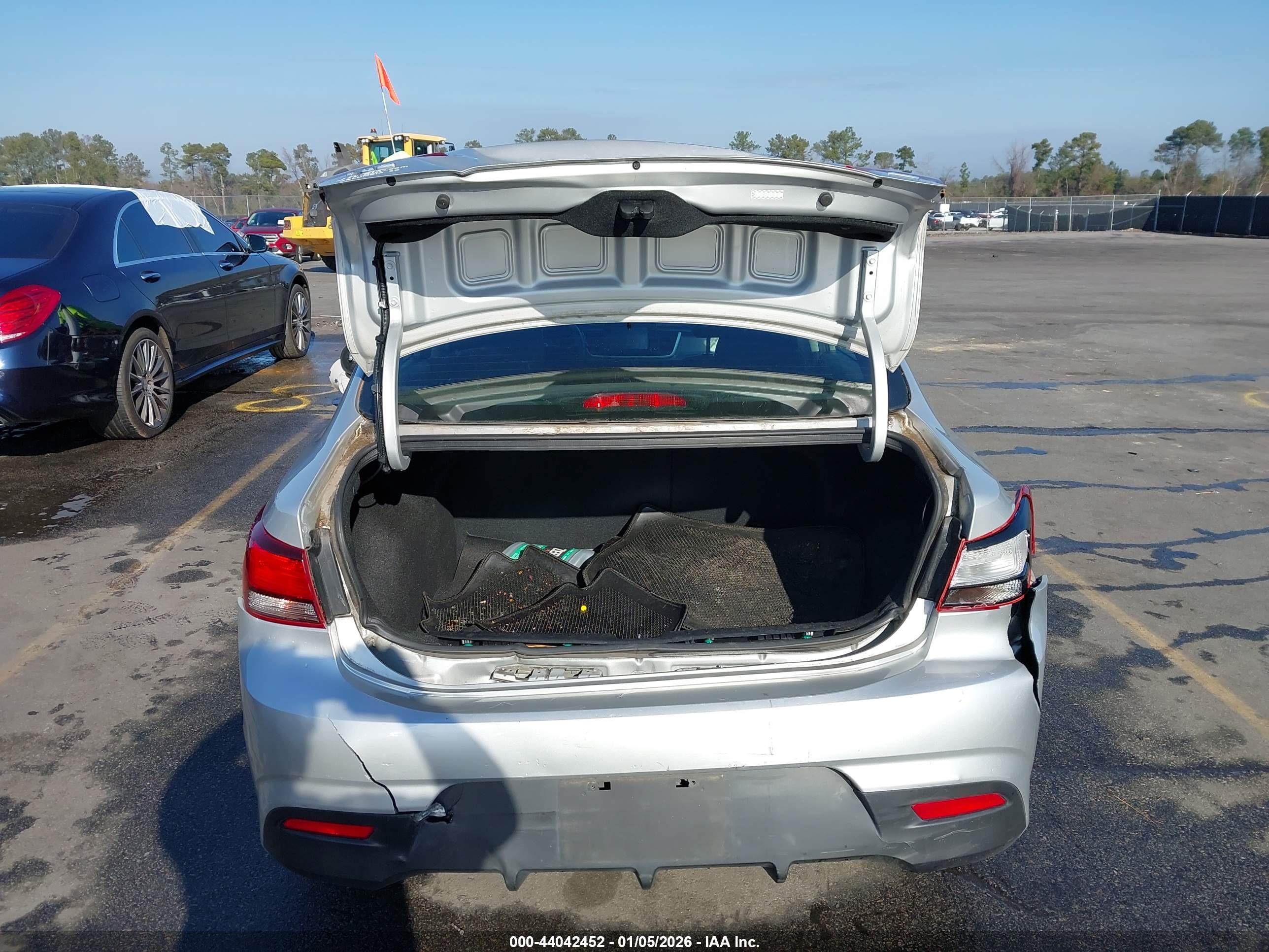 KIA RIO image 6