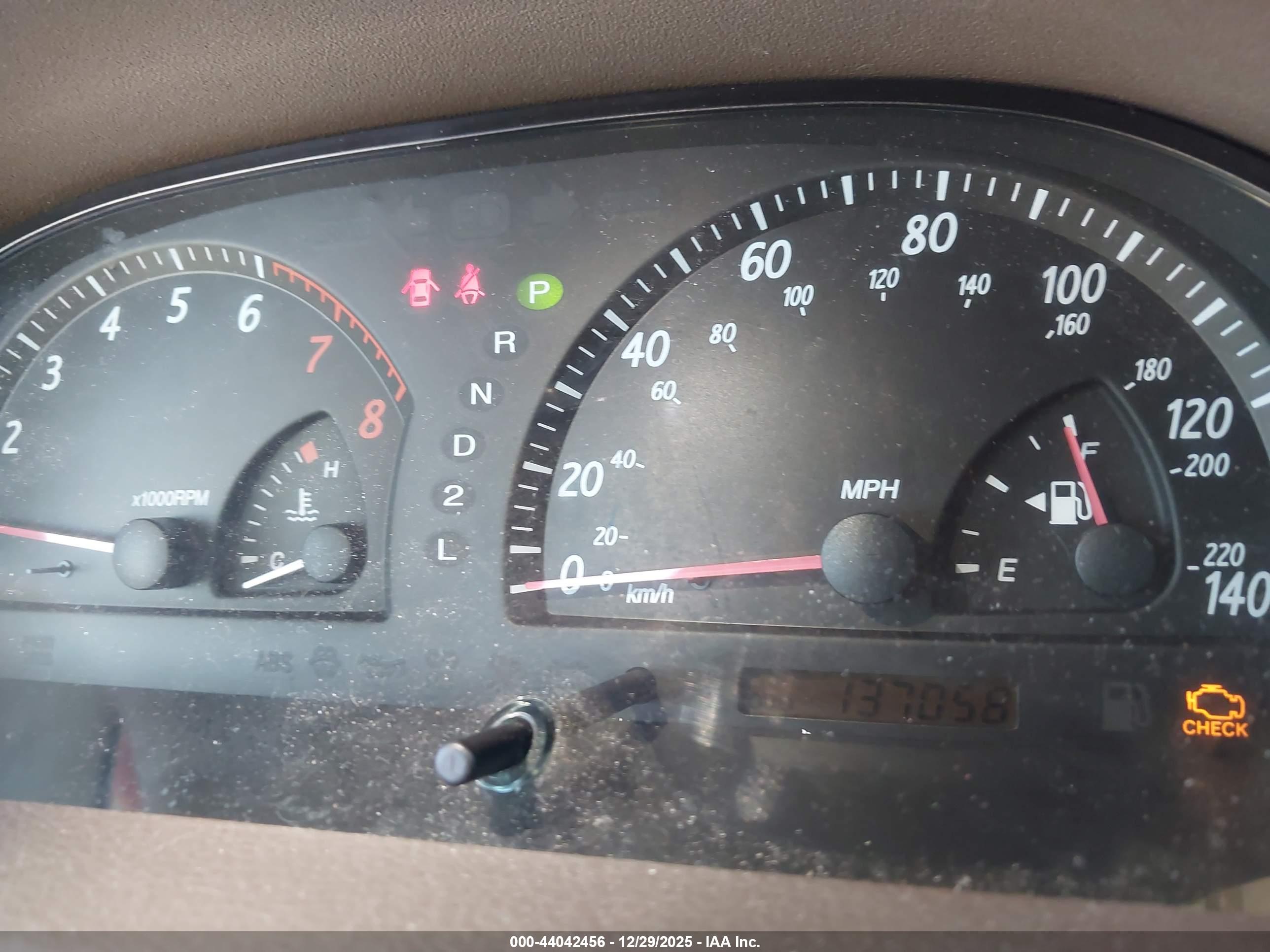 TOYOTA CAMRY image 7