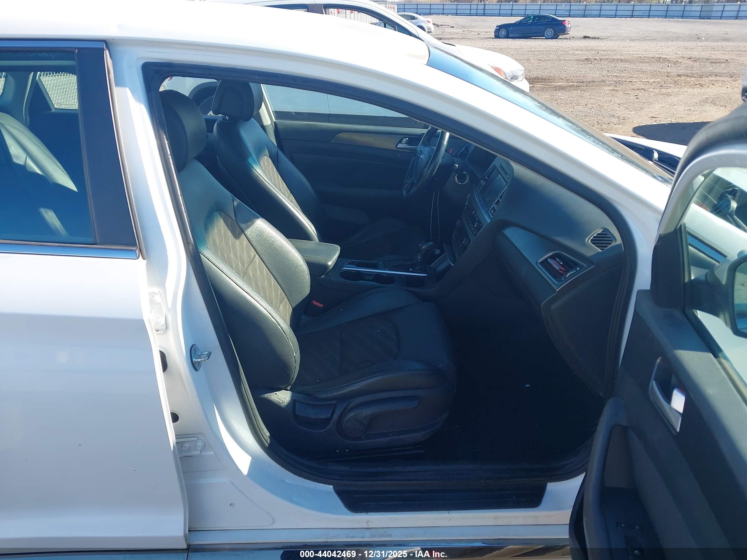 HYUNDAI SONATA image 5
