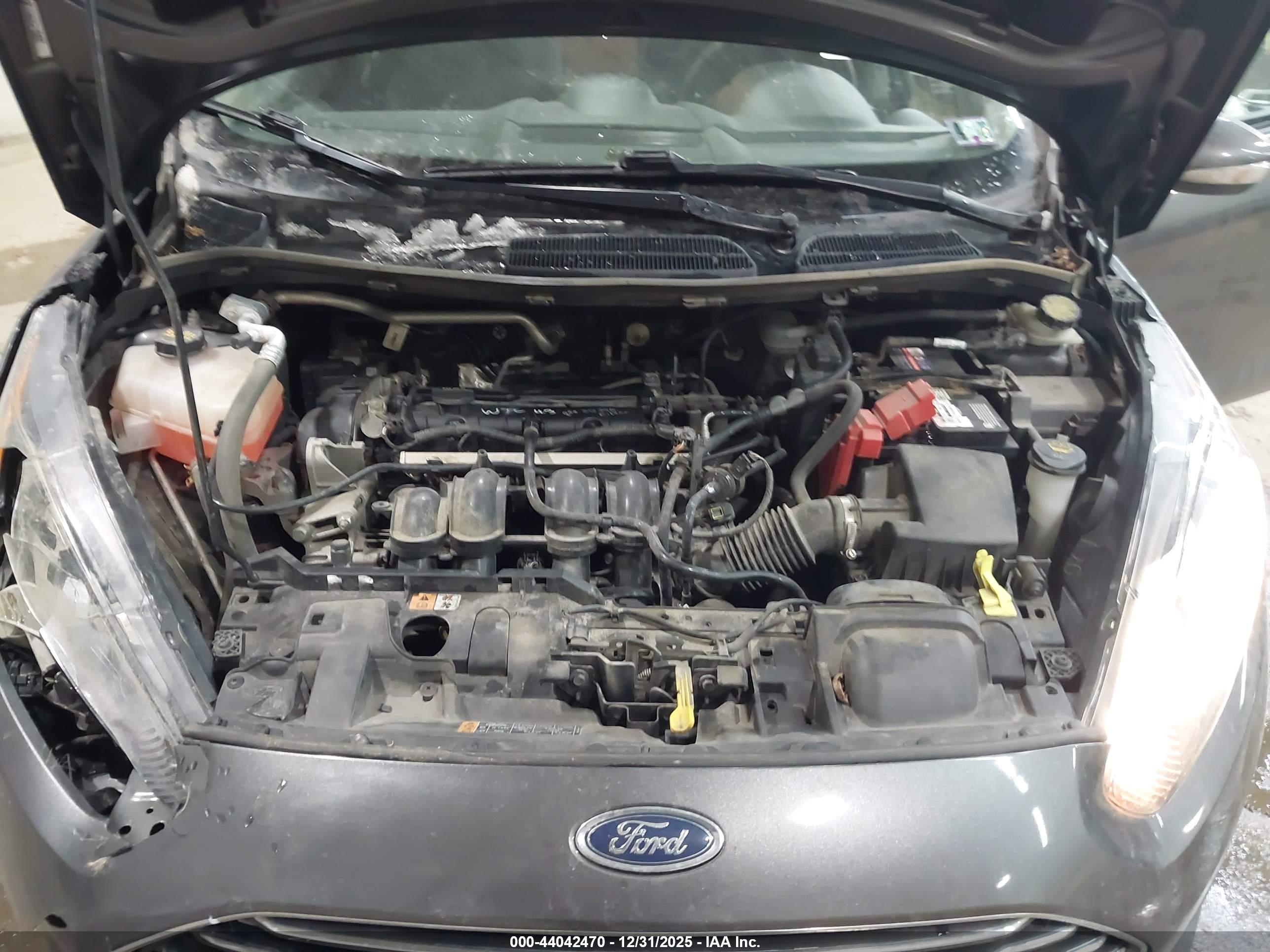 FORD FIESTA image 10