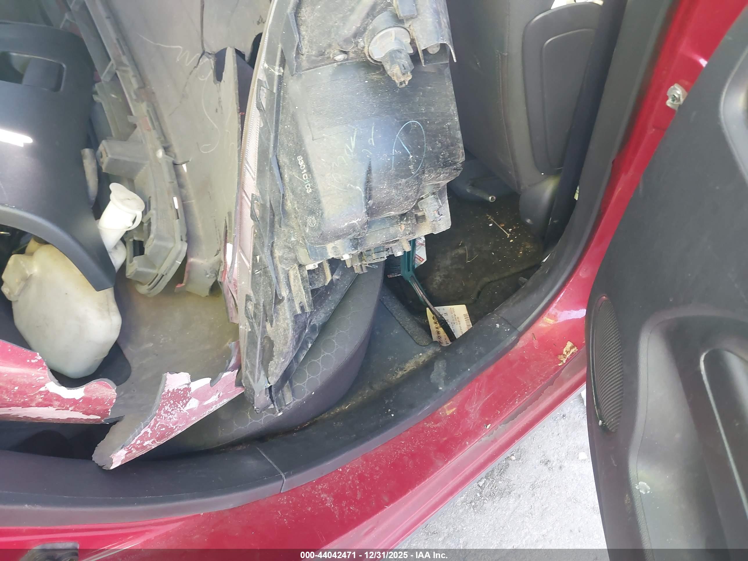MITSUBISHI MIRAGE image 8