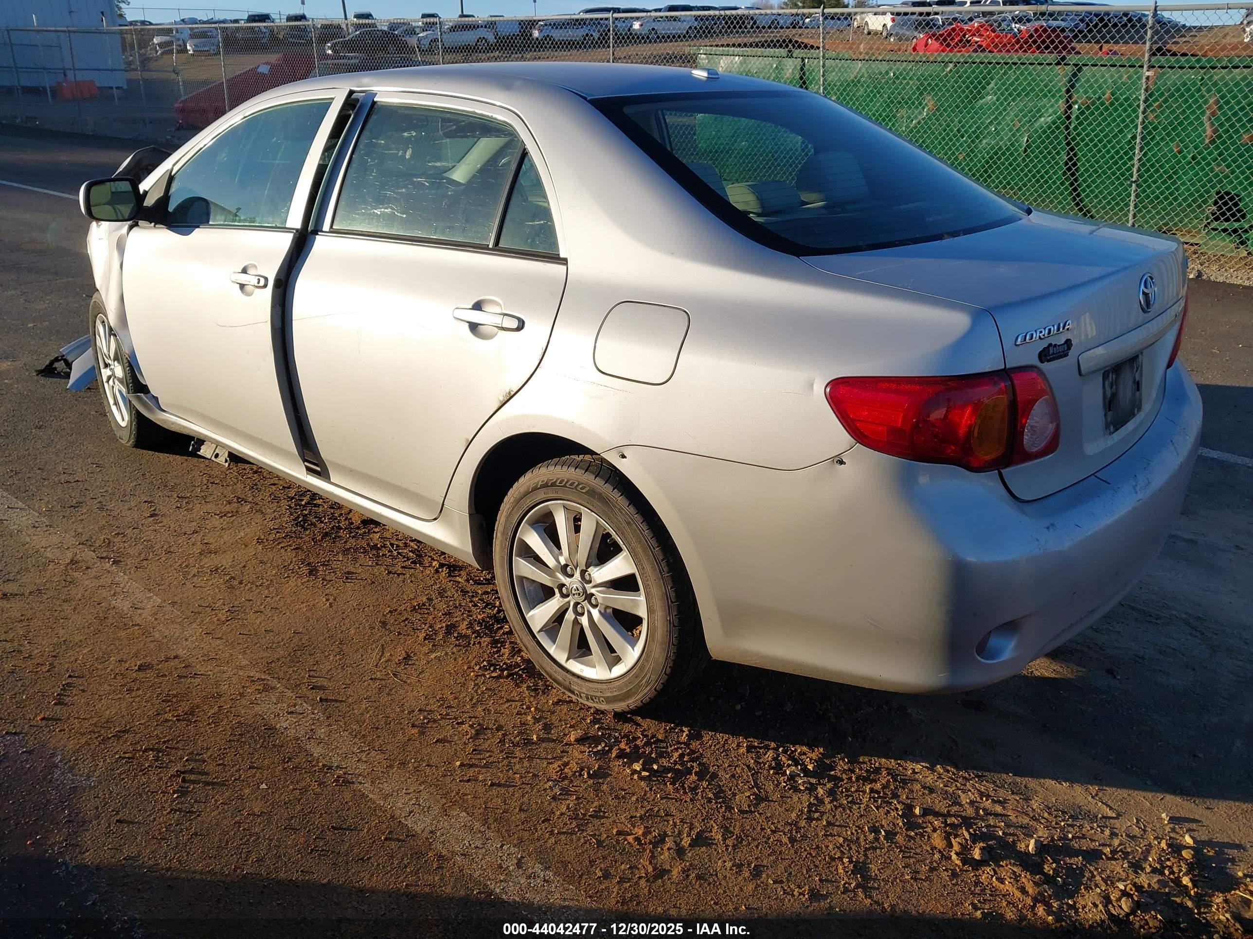 TOYOTA COROLLA image 3