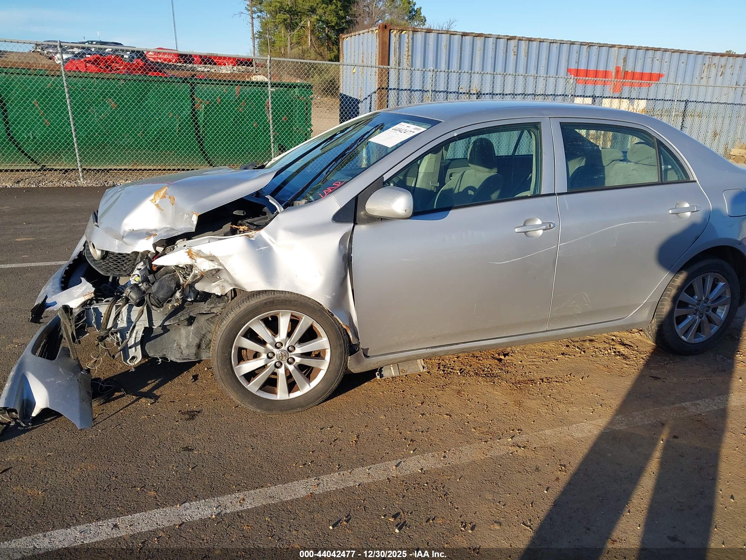 TOYOTA COROLLA image 6