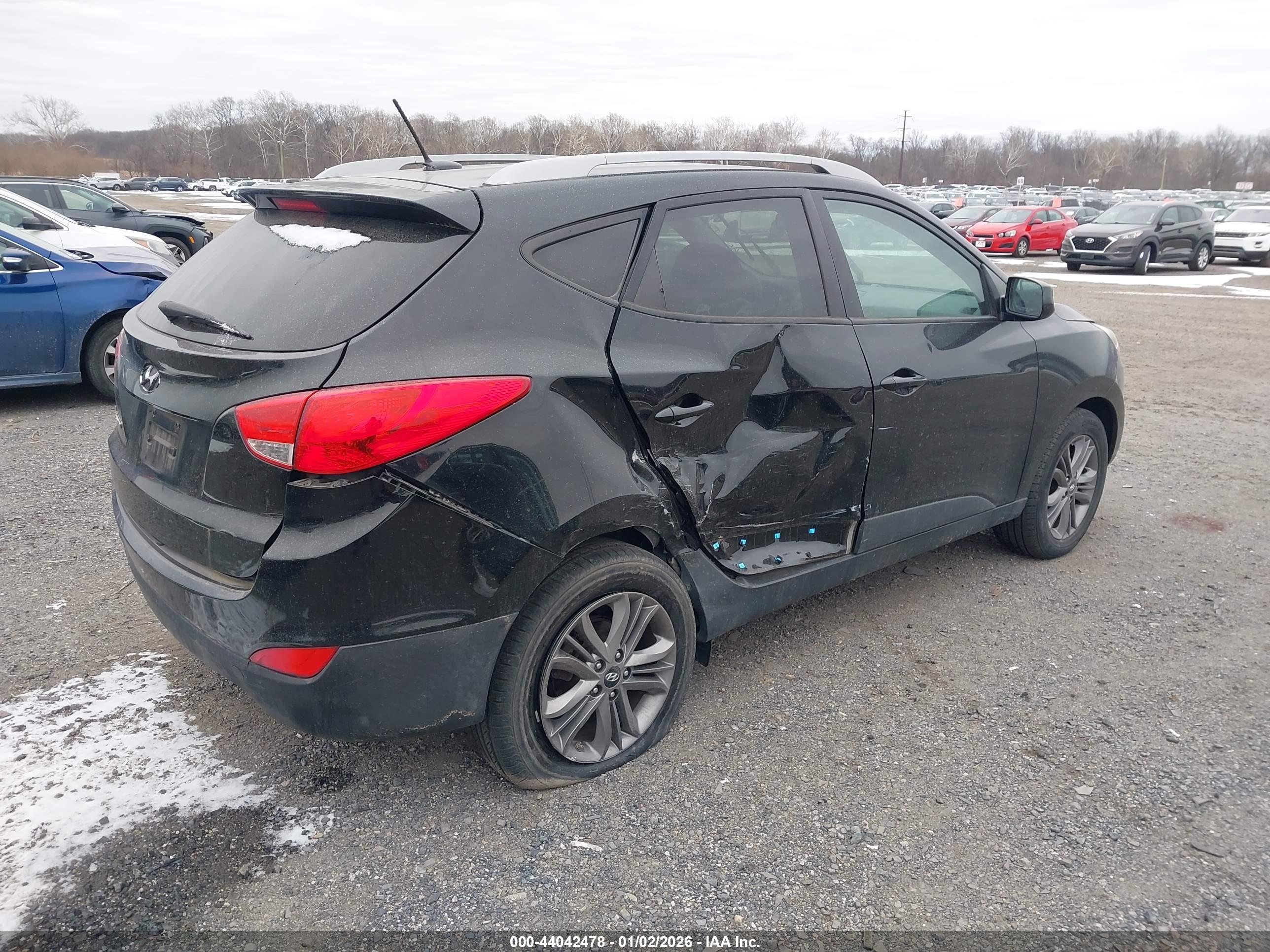 HYUNDAI TUCSON image 4