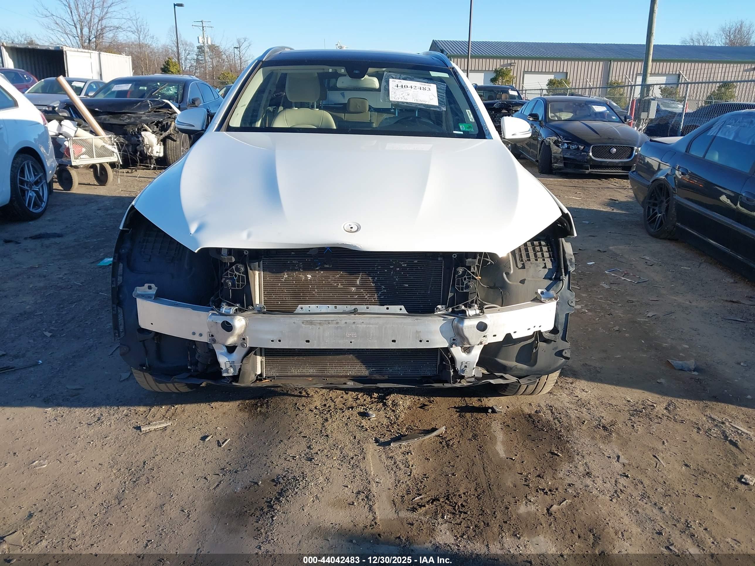 MERCEDES-BENZ GLC image 6