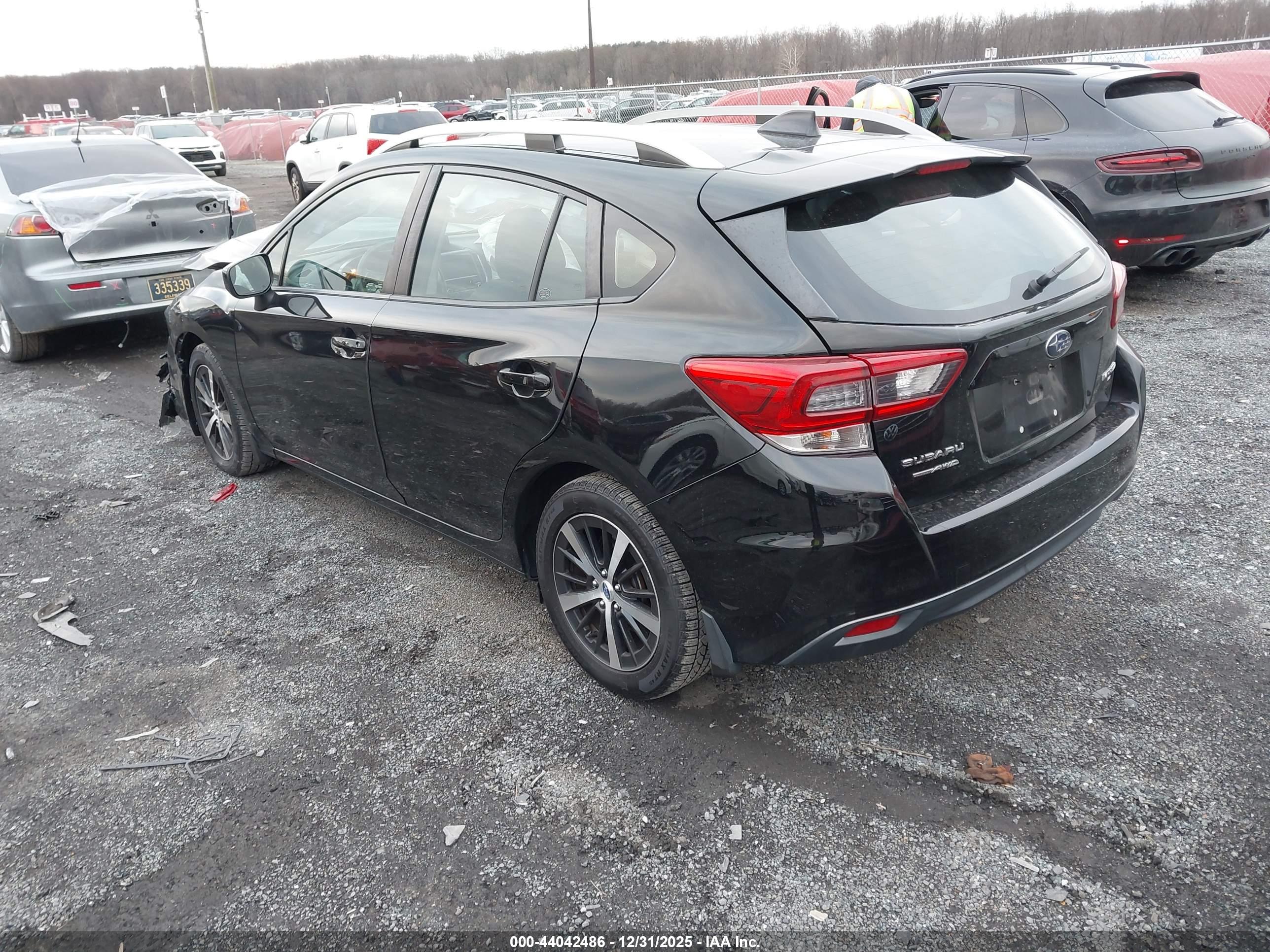 SUBARU IMPREZA image 3