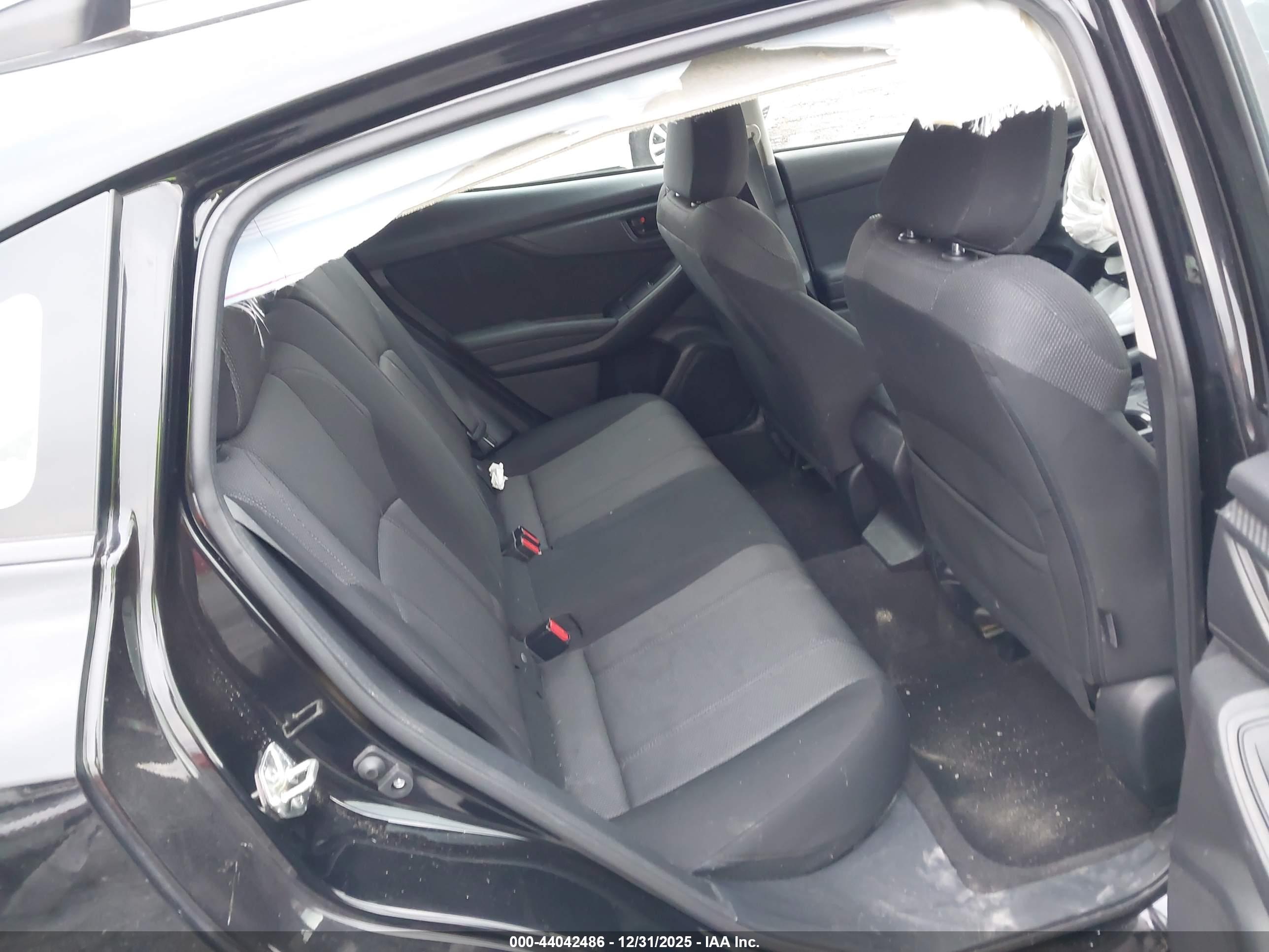SUBARU IMPREZA image 8