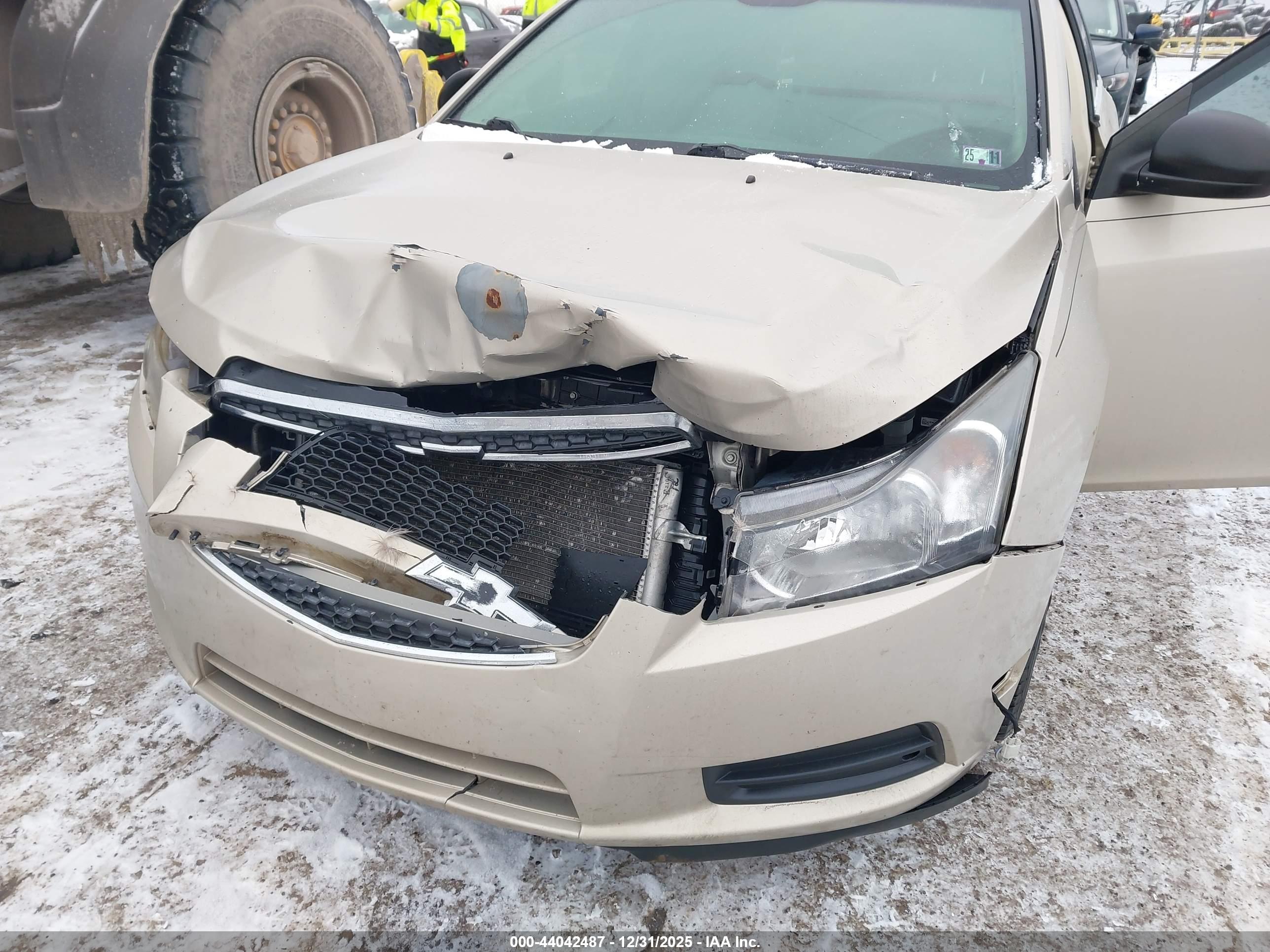 CHEVROLET CRUZE image 6