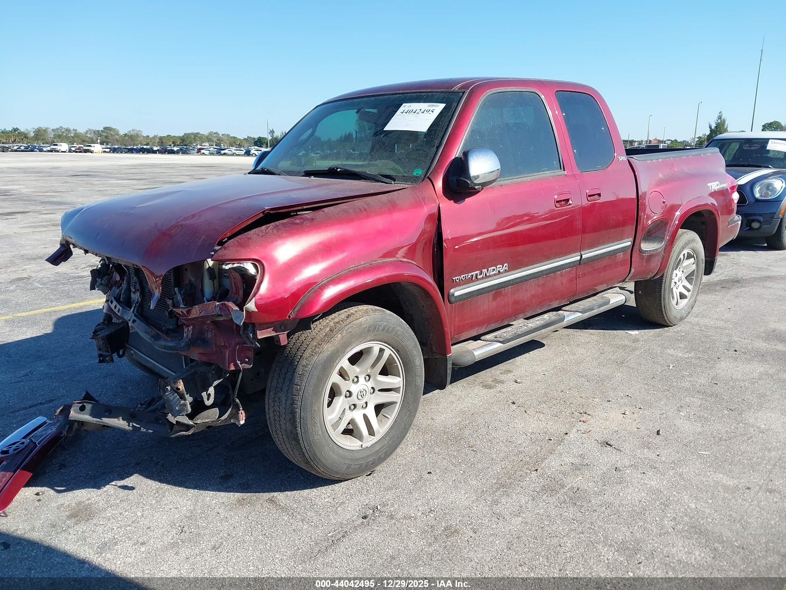 TOYOTA TUNDRA image 2