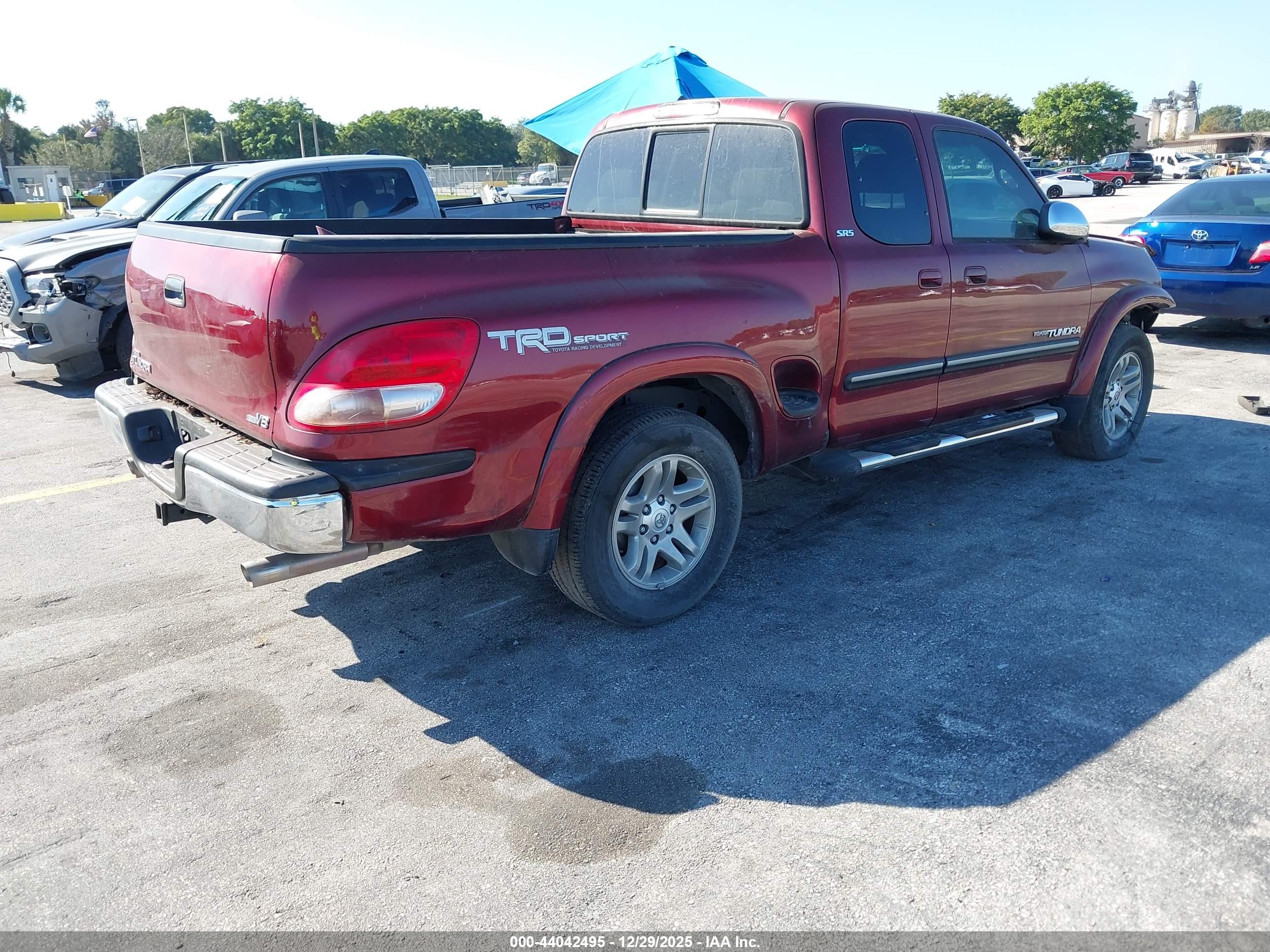 TOYOTA TUNDRA image 4