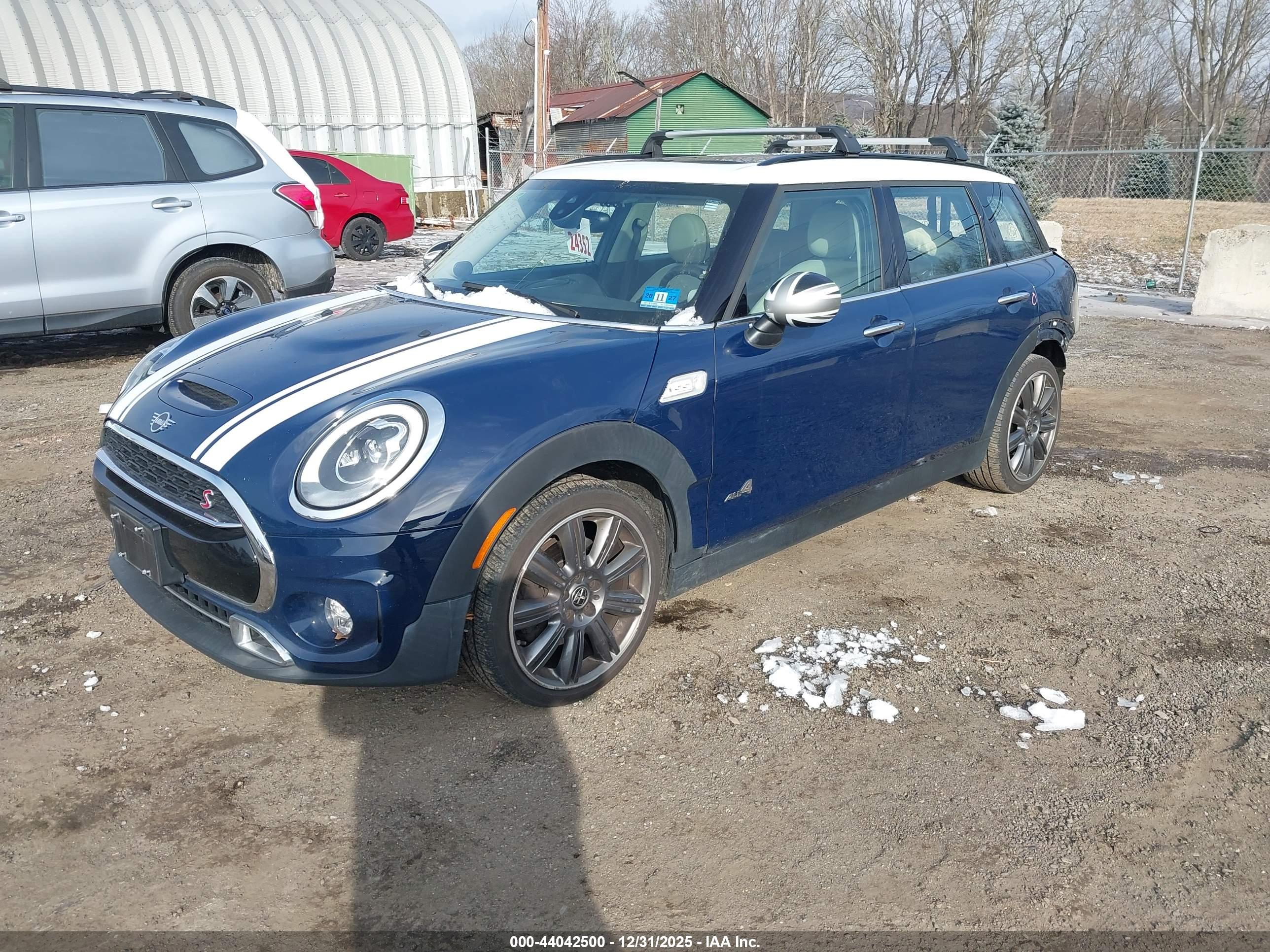 MINI CLUBMAN image 2