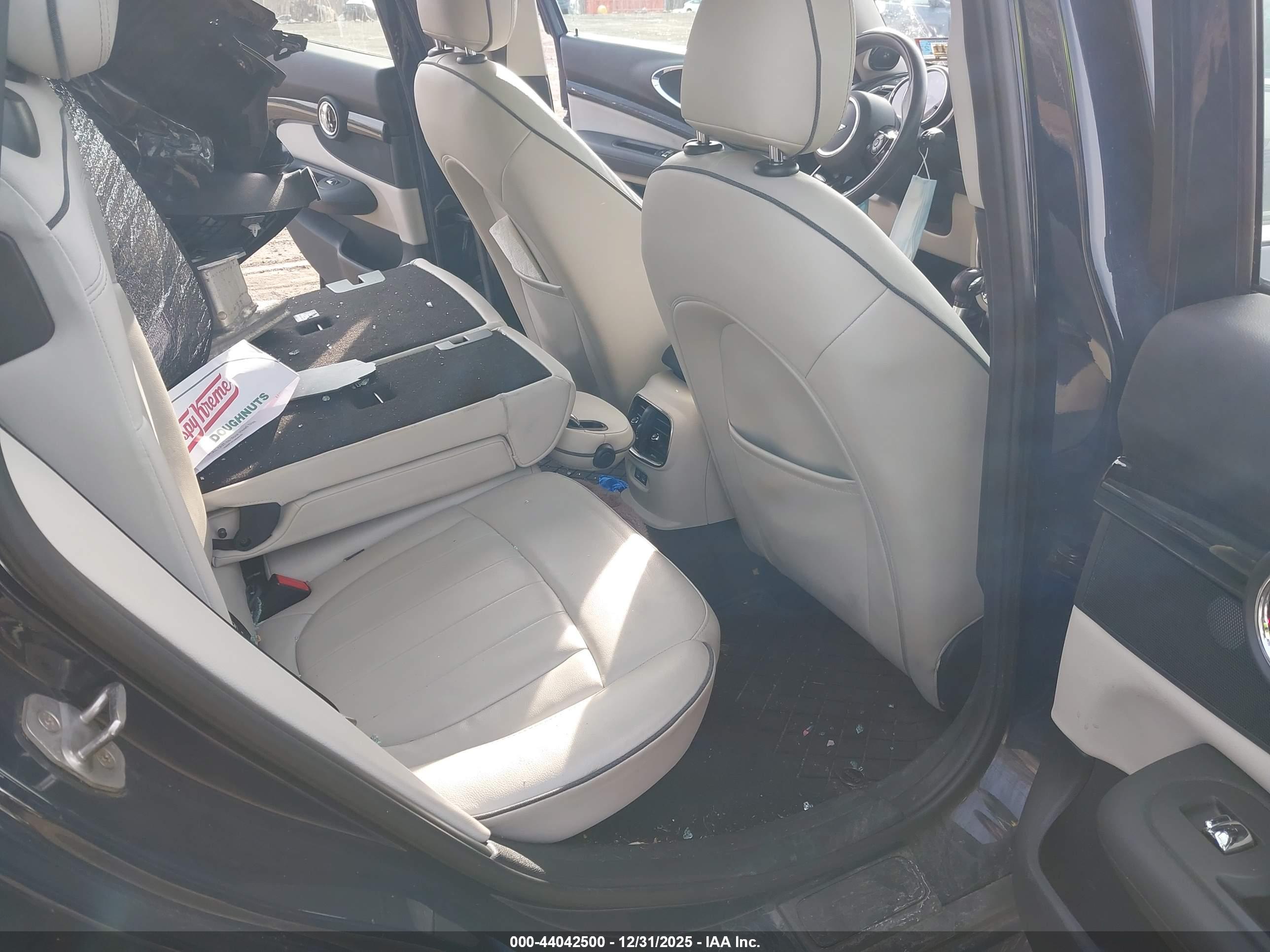 MINI CLUBMAN image 8