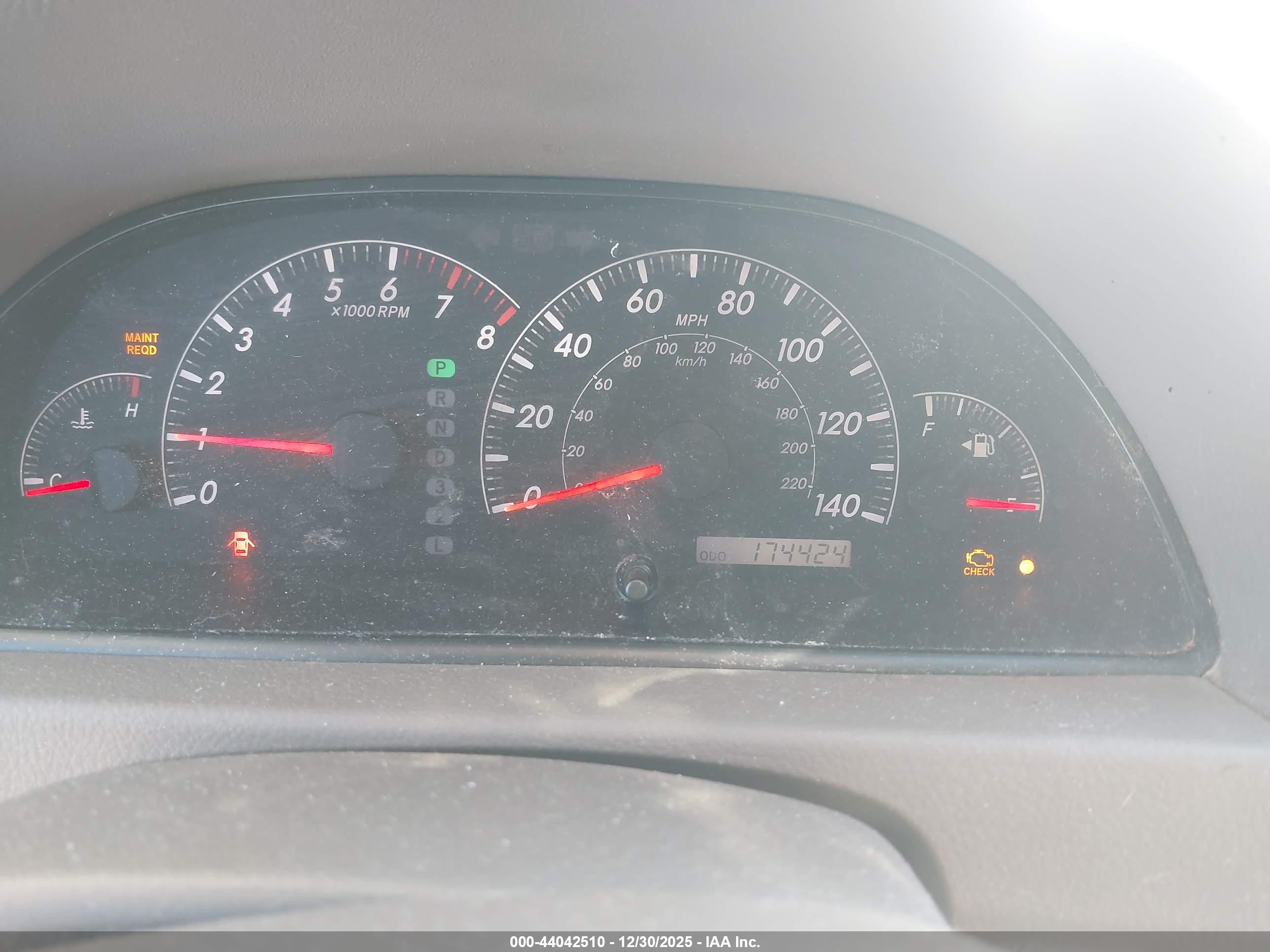 TOYOTA CAMRY image 7