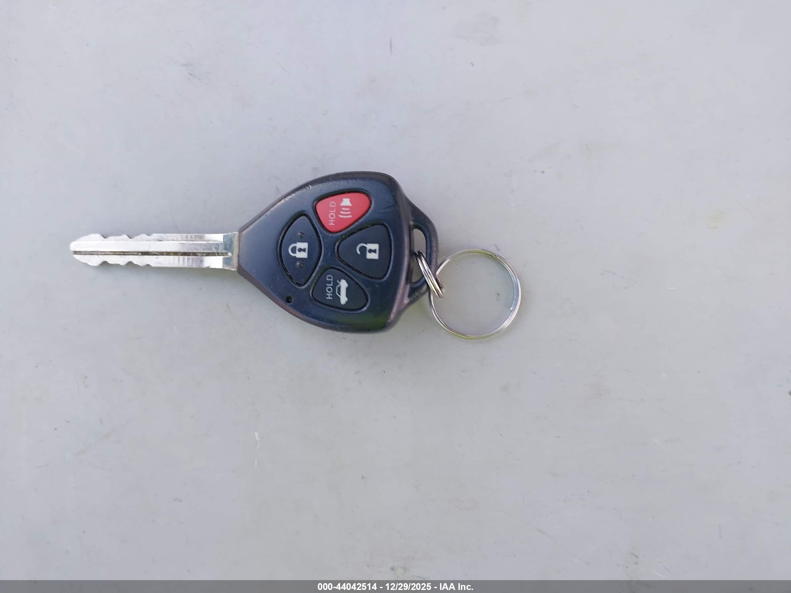 TOYOTA CAMRY image 11
