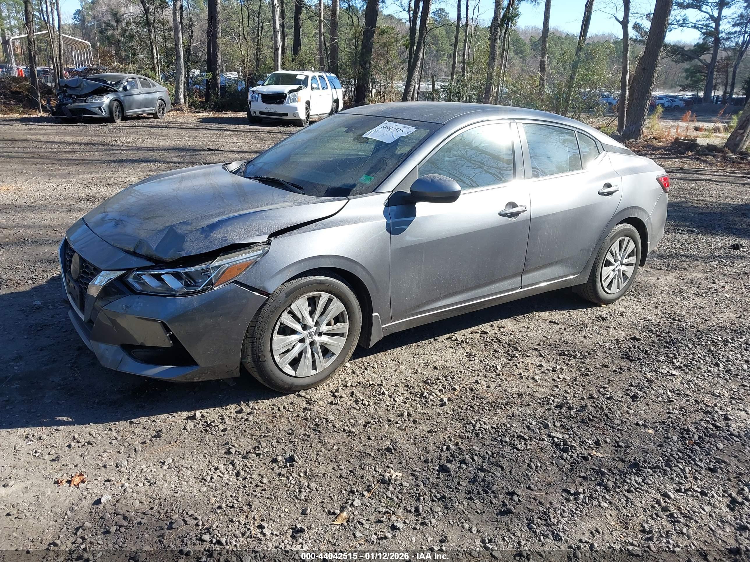 NISSAN SENTRA image 2