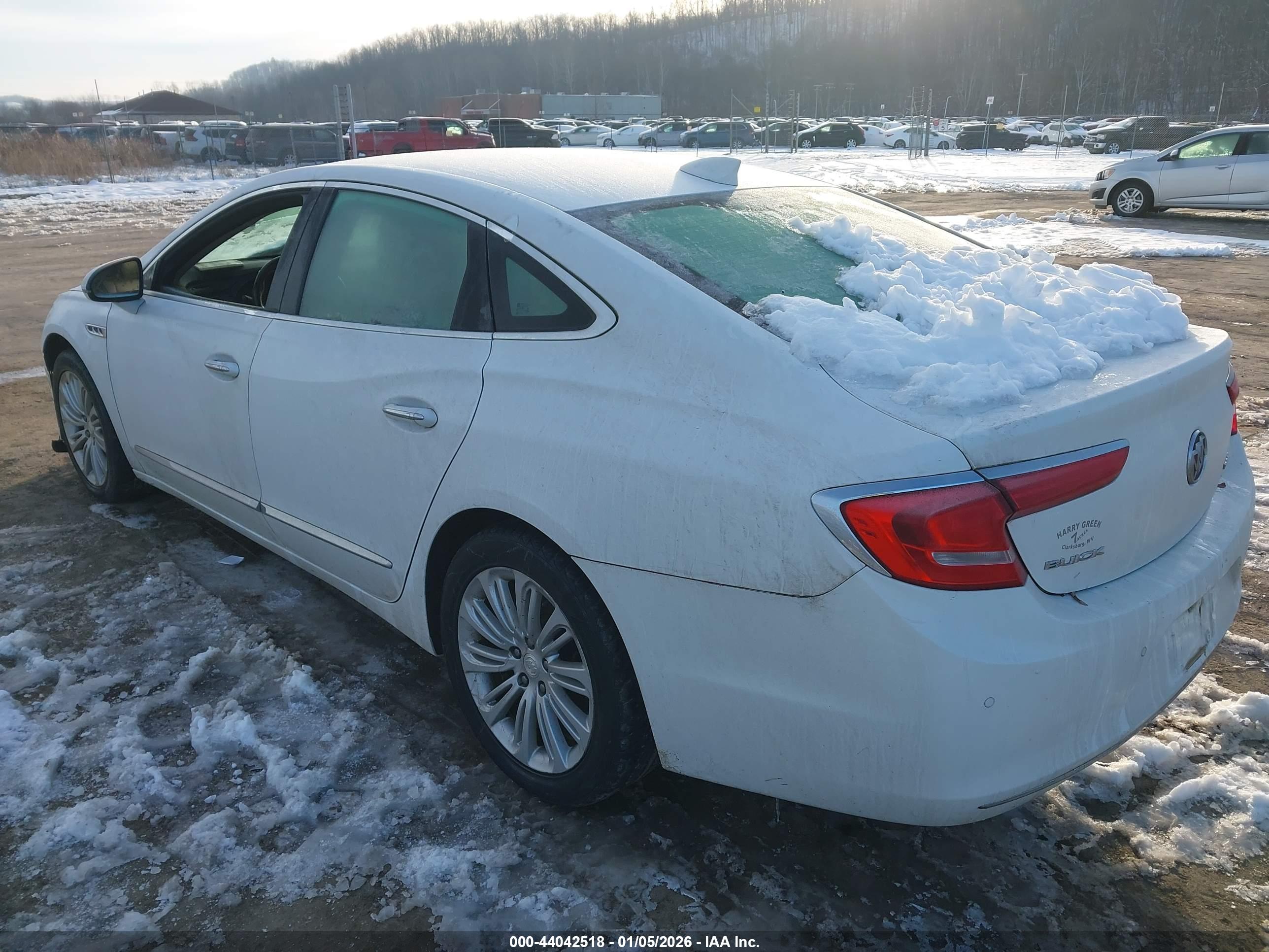 BUICK LACROSSE image 3