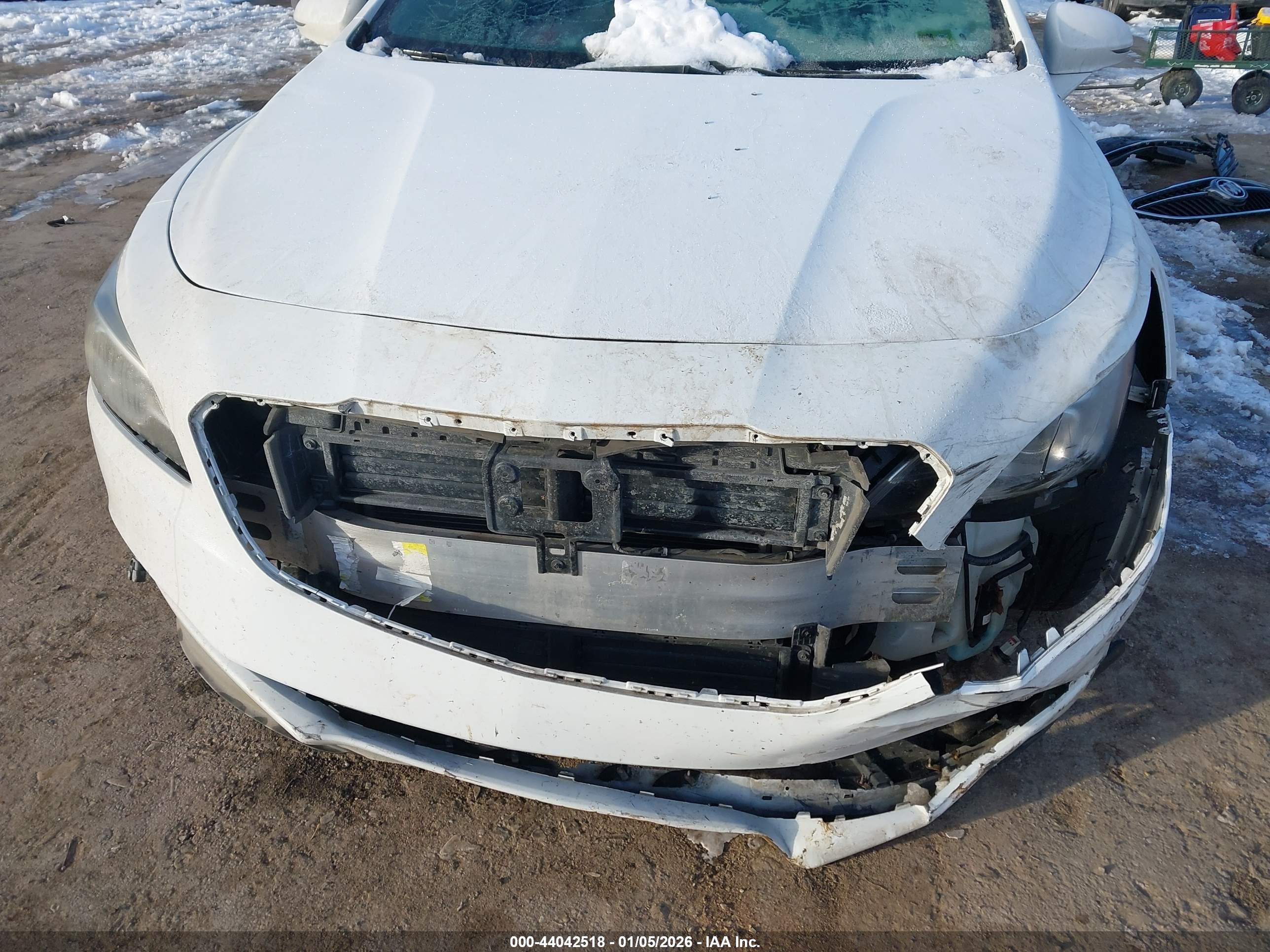 BUICK LACROSSE image 6