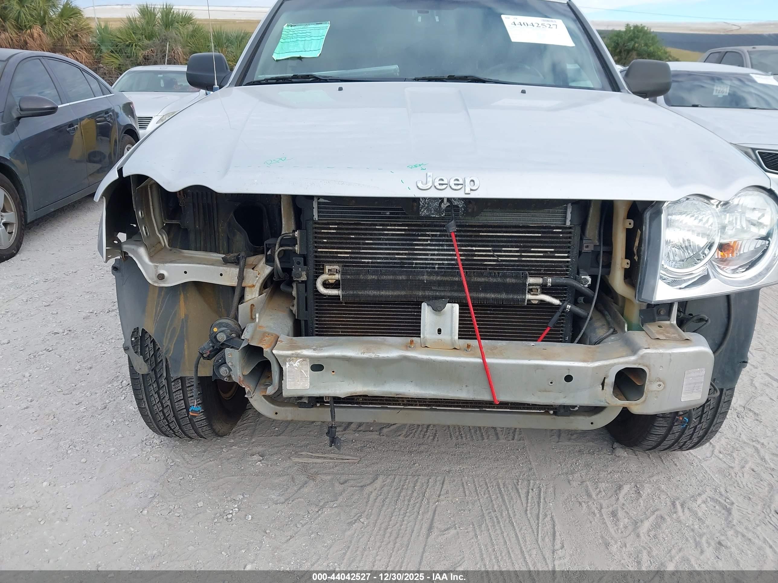 JEEP GRAND image 6