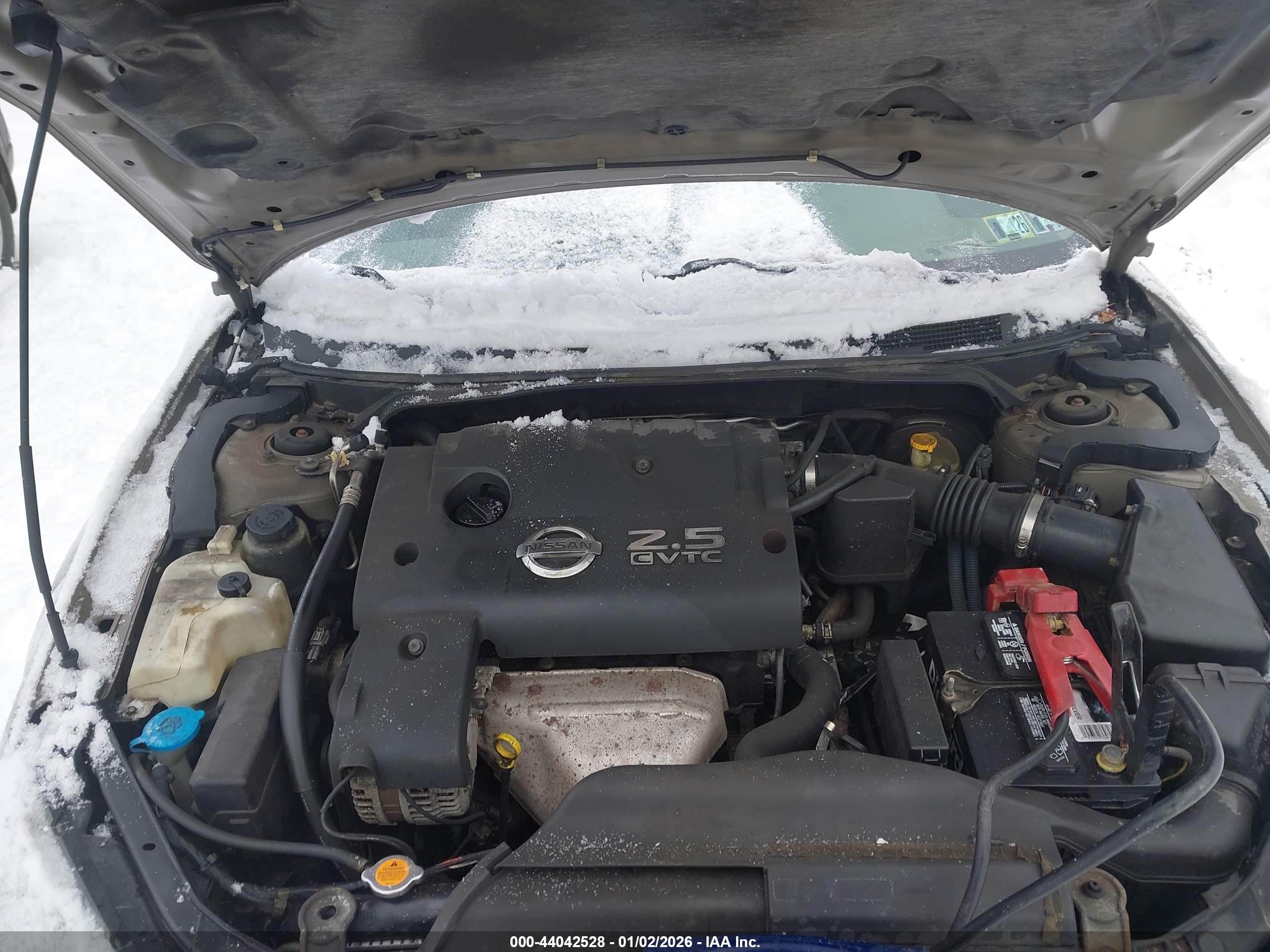 NISSAN ALTIMA image 10