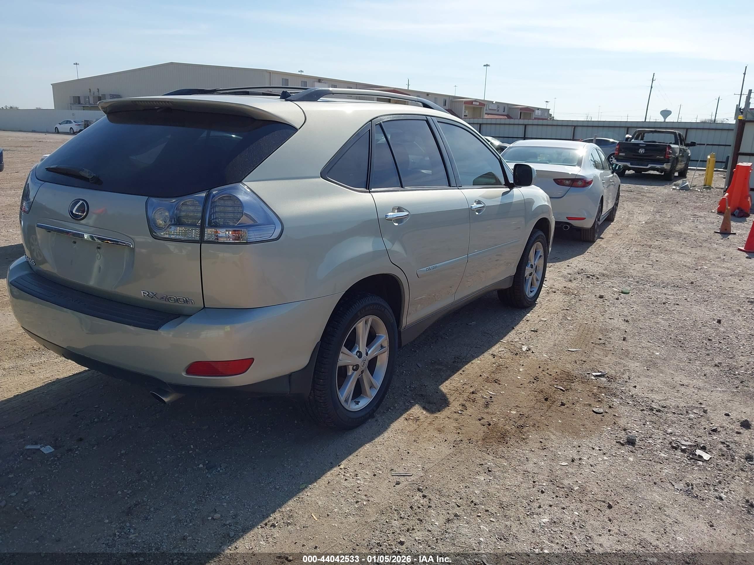 LEXUS RX image 4