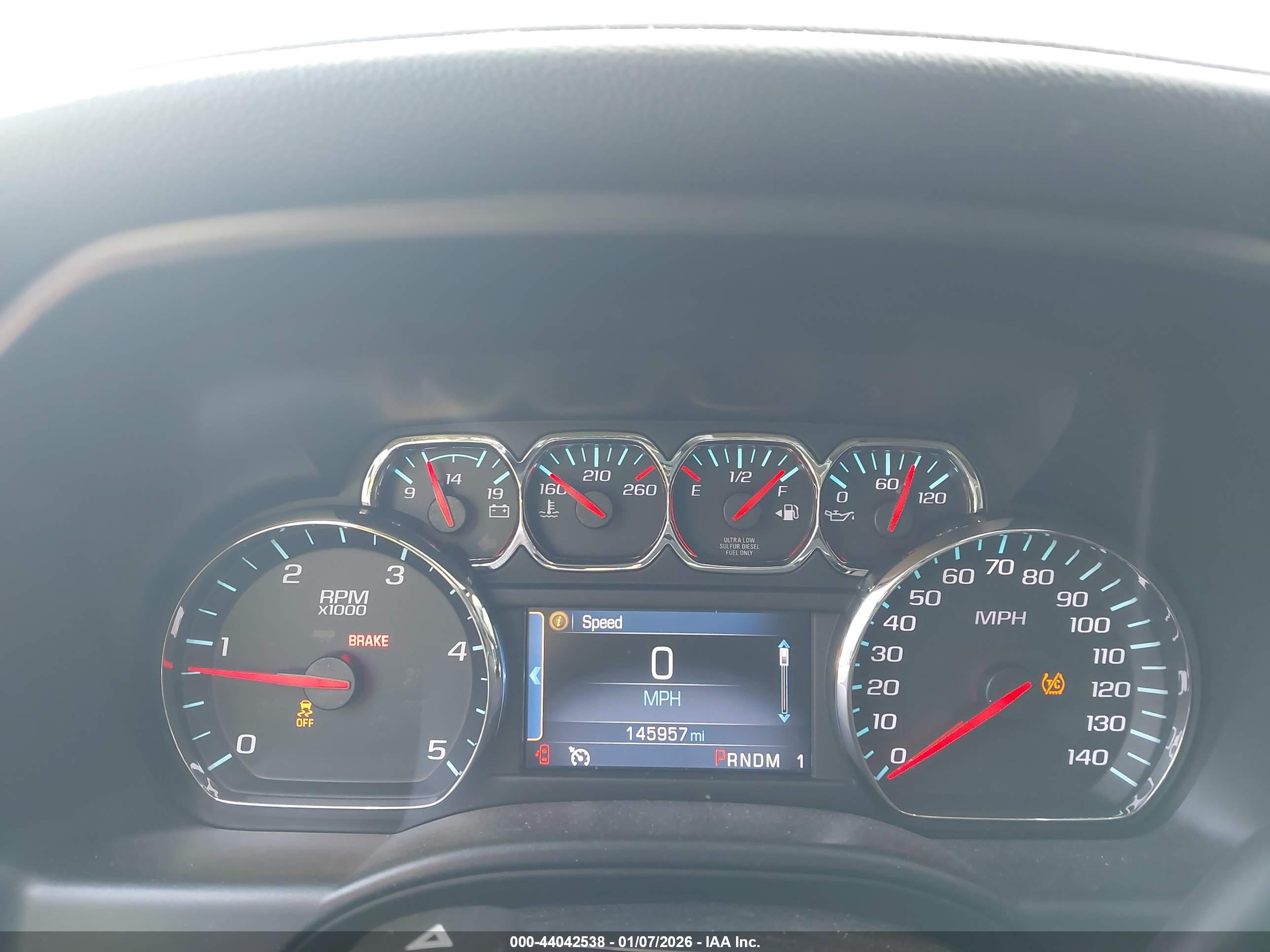 CHEVROLET SILVERADO image 6