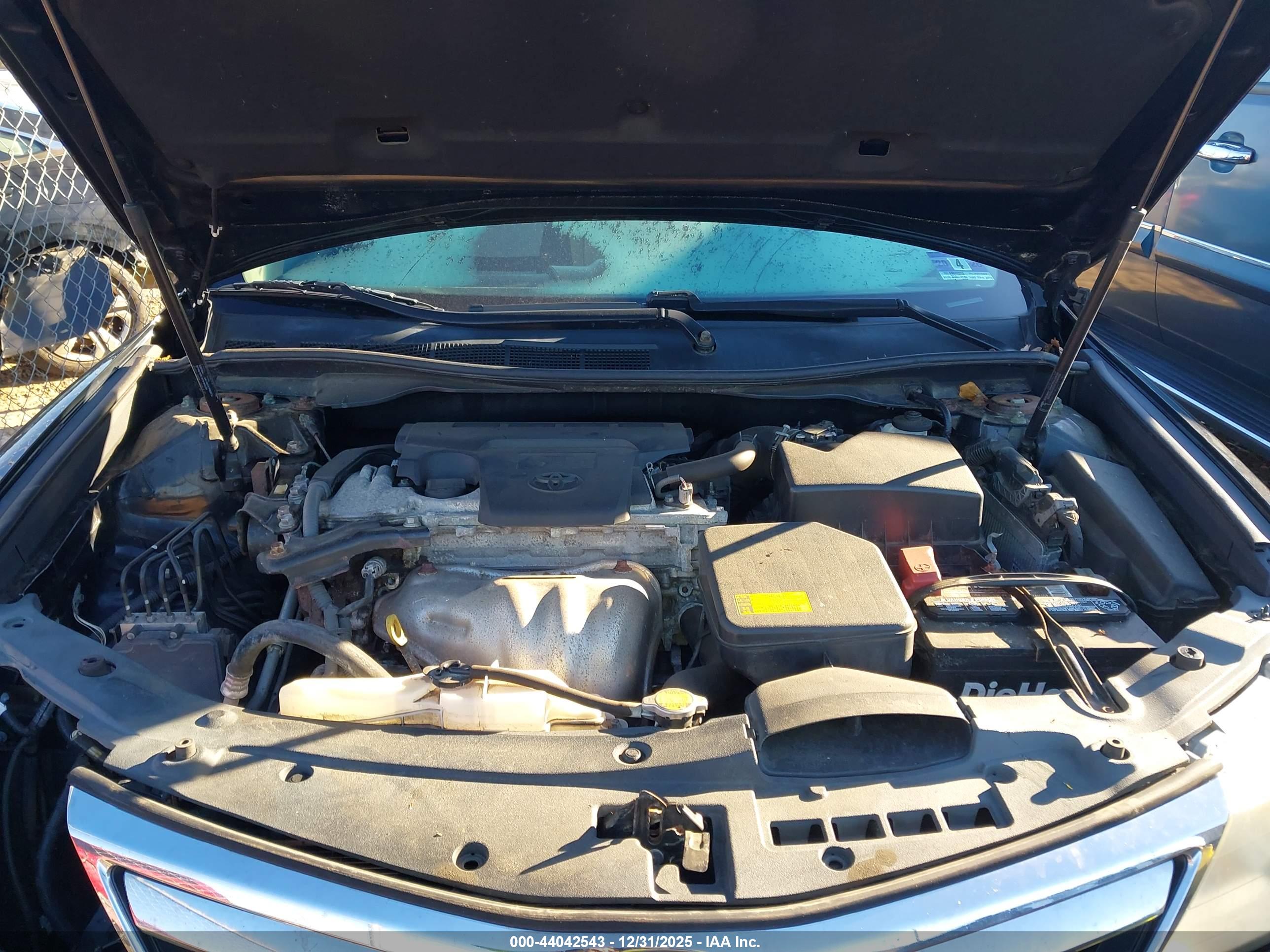 TOYOTA CAMRY image 10