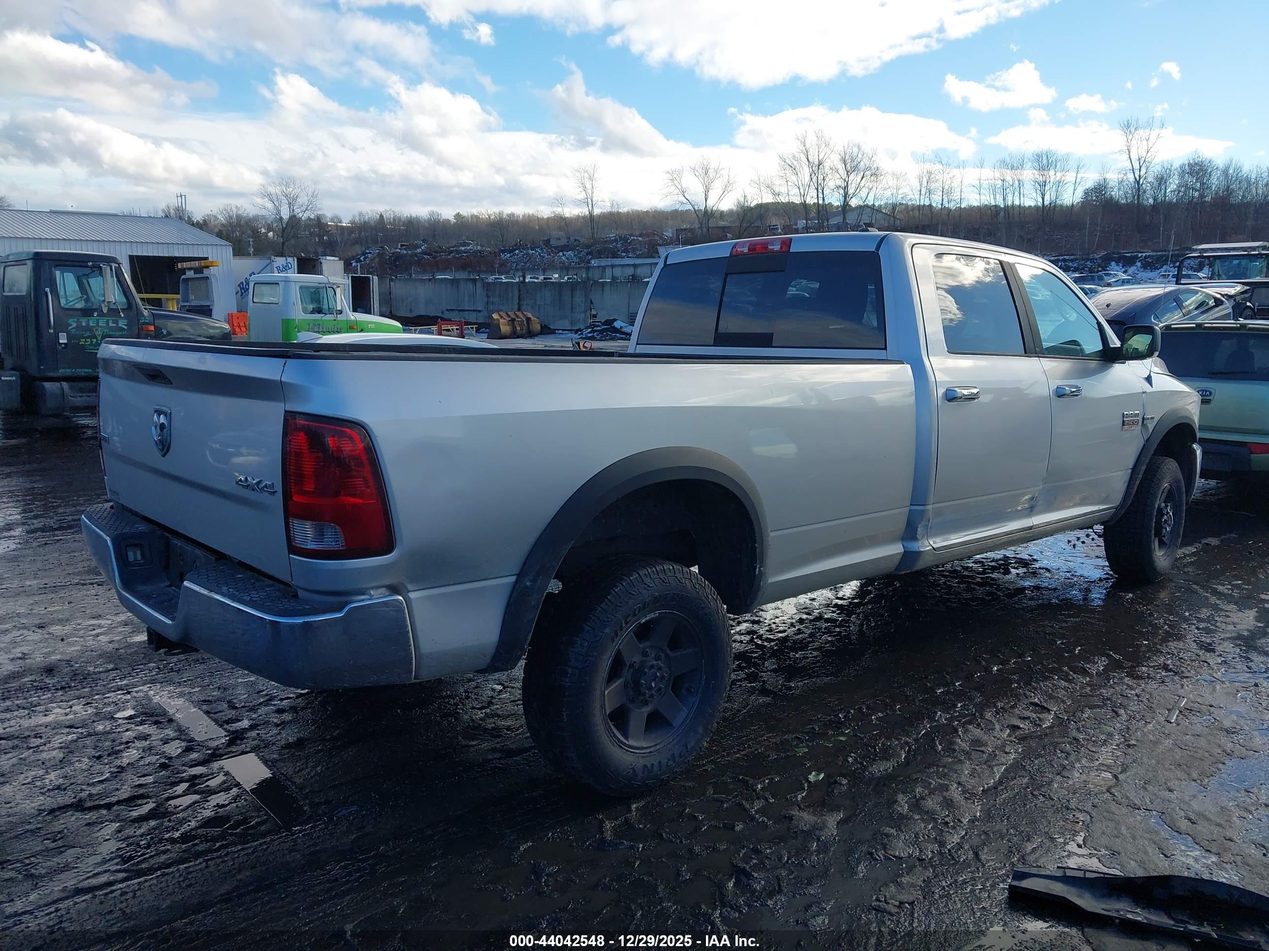 RAM 2500 image 4